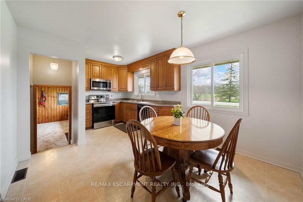 Photo 19 of 2223 Hall Road, Hamilton, Rural Glanbrook — HOMEH