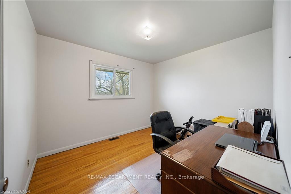 Photo 28 of 2223 Hall Road, Hamilton, Rural Glanbrook — HOMEH