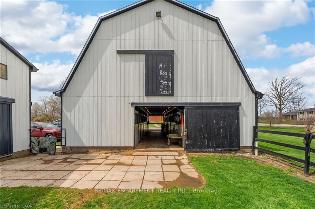 Photo 39 of 2223 Hall Road, Hamilton, Rural Glanbrook — HOMEH