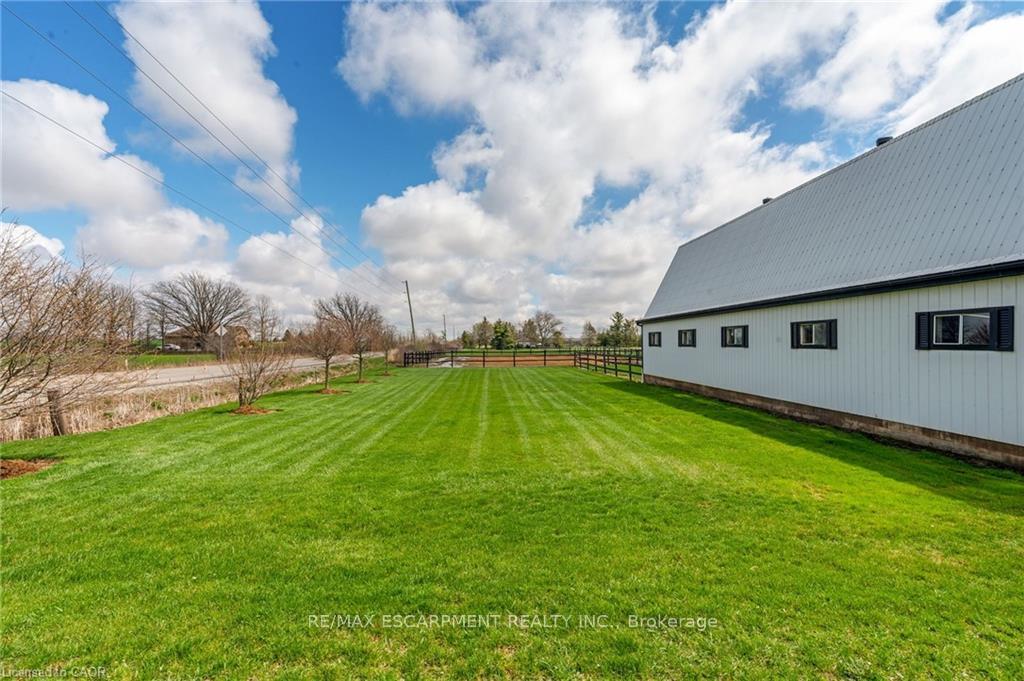 Photo 40 of 2223 Hall Road, Hamilton, Rural Glanbrook — HOMEH