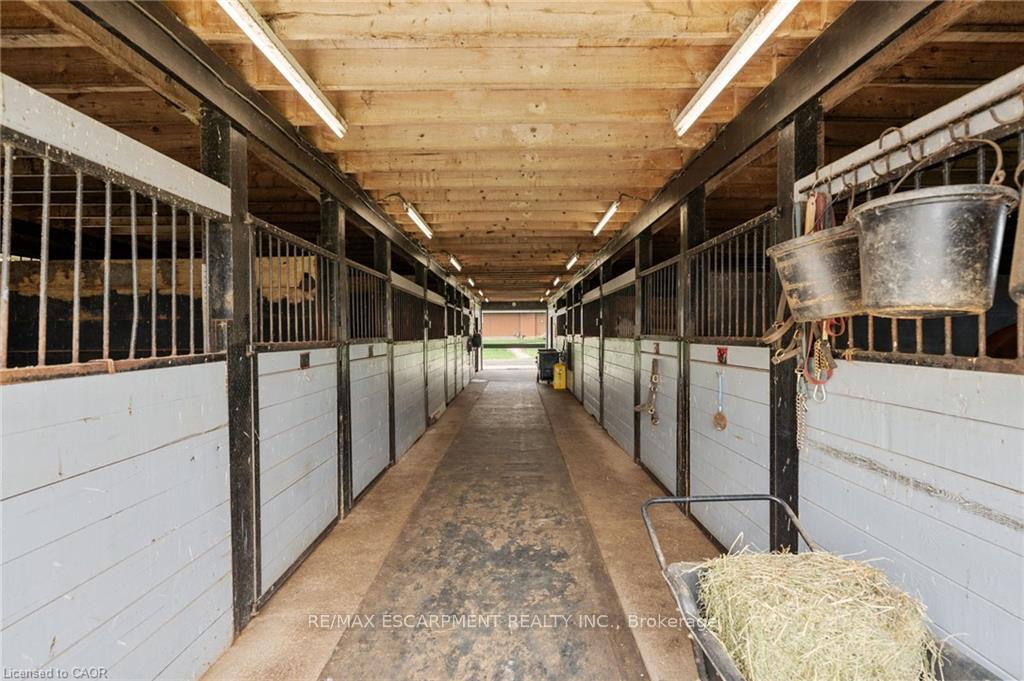 Photo 44 of 2223 Hall Road, Hamilton, Rural Glanbrook — HOMEH