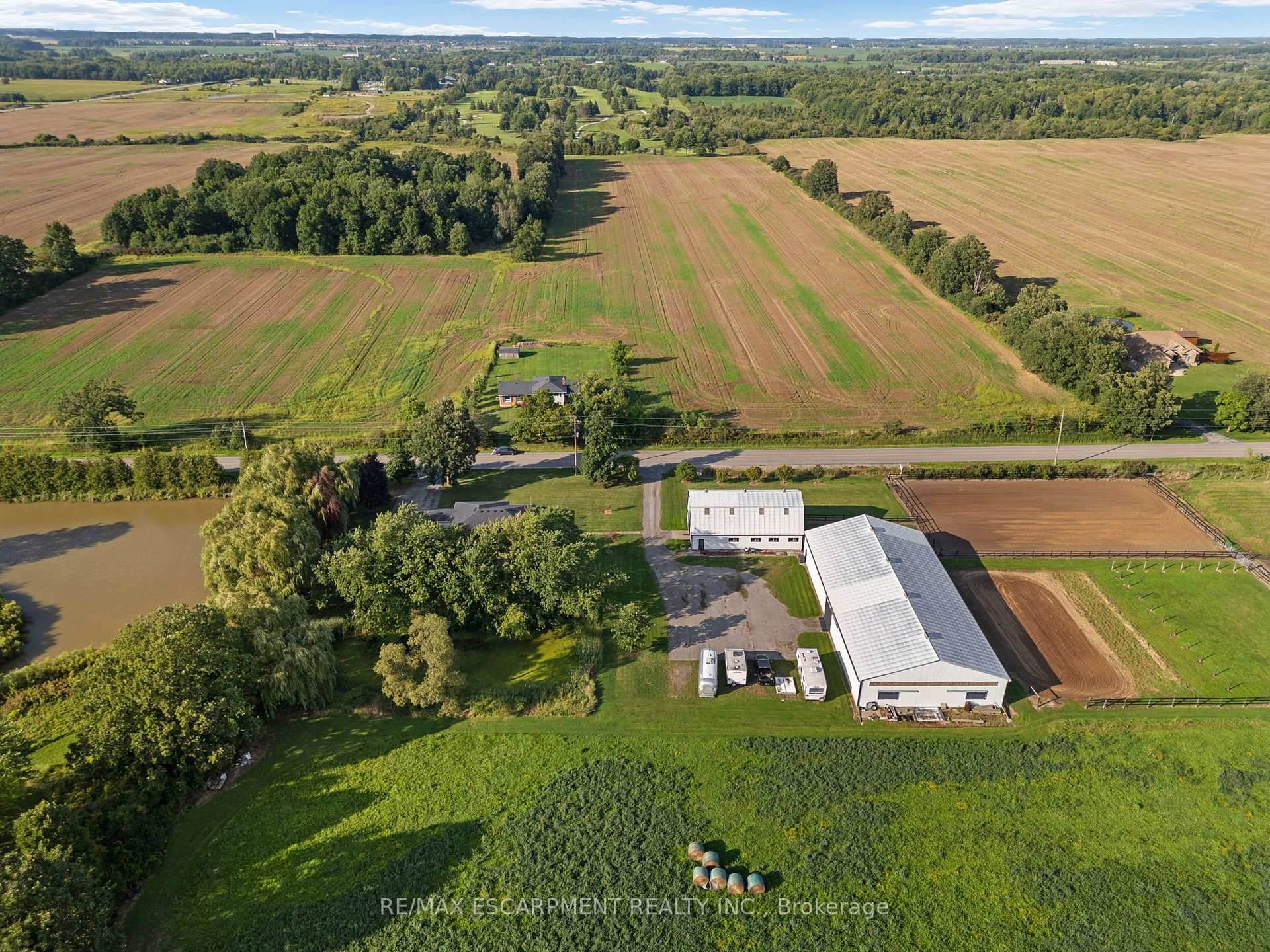 Photo 49 of 2223 Hall Road, Hamilton, Rural Glanbrook — HOMEH