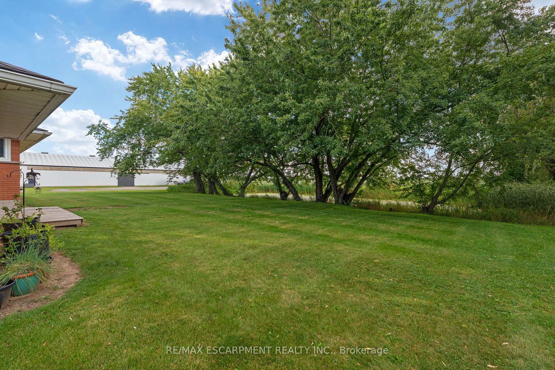 Photo 58 of 2223 Hall Road, Hamilton, Rural Glanbrook — HOMEH