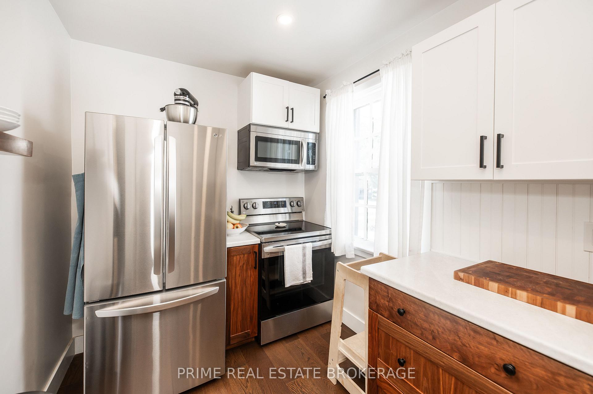 Photo 20 of 8 Pine Street, St. Thomas — HOMEH