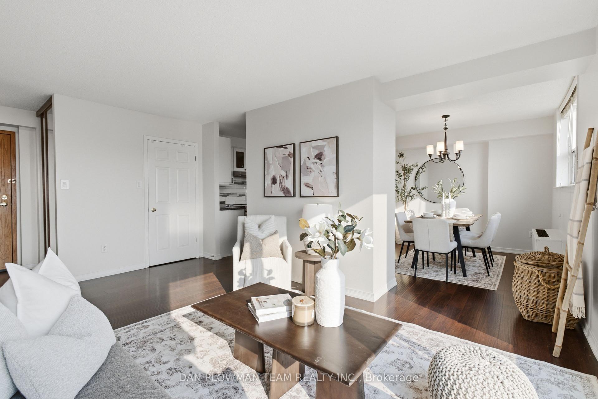 Photo 5 of Unit 702, 80 Athol Street E, Oshawa, Central — HOMEH