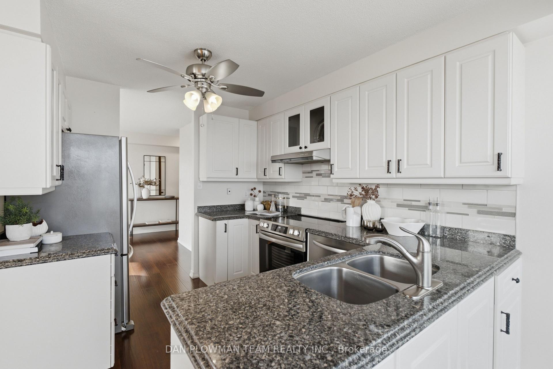 Photo 13 of Unit 702, 80 Athol Street E, Oshawa, Central — HOMEH