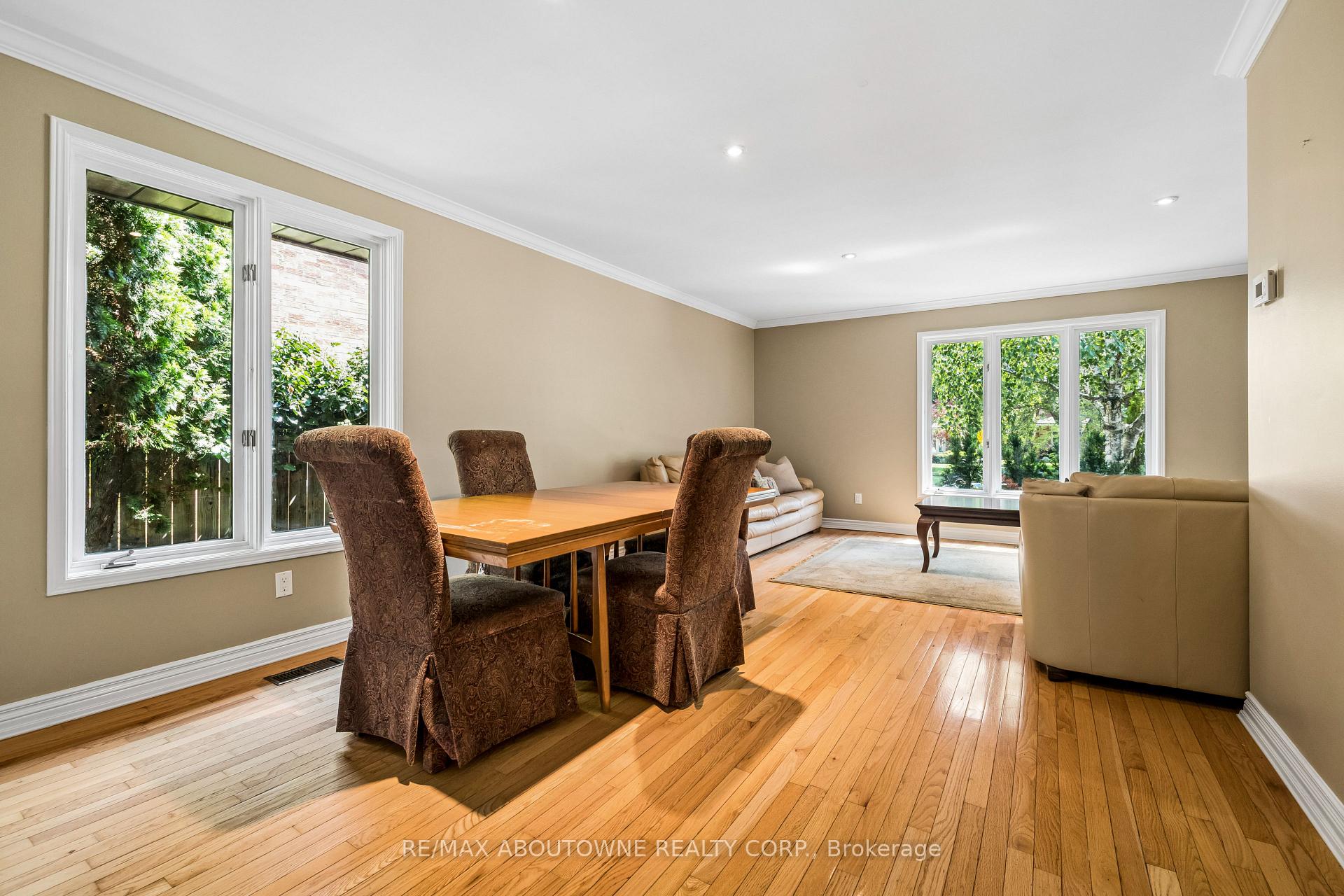 Photo 13 of 2285 Dunedin Road, Oakville, Ford — HOMEH