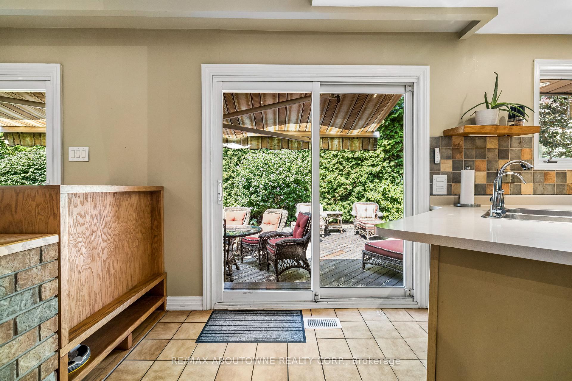 Photo 18 of 2285 Dunedin Road, Oakville, Ford — HOMEH