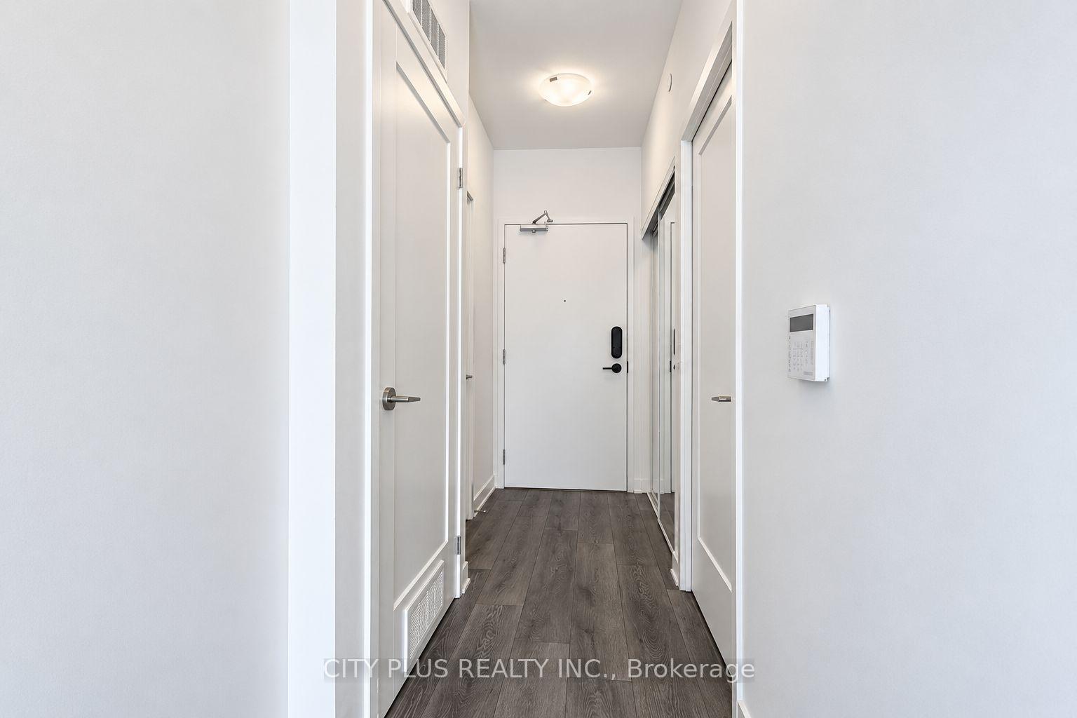 Photo 8 of Unit 809, 105 Oneida Crescent, Richmond Hill, Langstaff — HOMEH