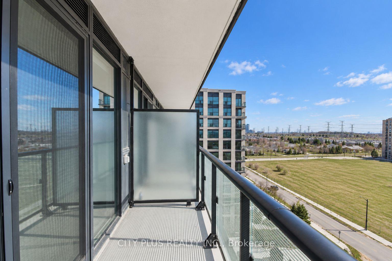 Photo 14 of Unit 809, 105 Oneida Crescent, Richmond Hill, Langstaff — HOMEH