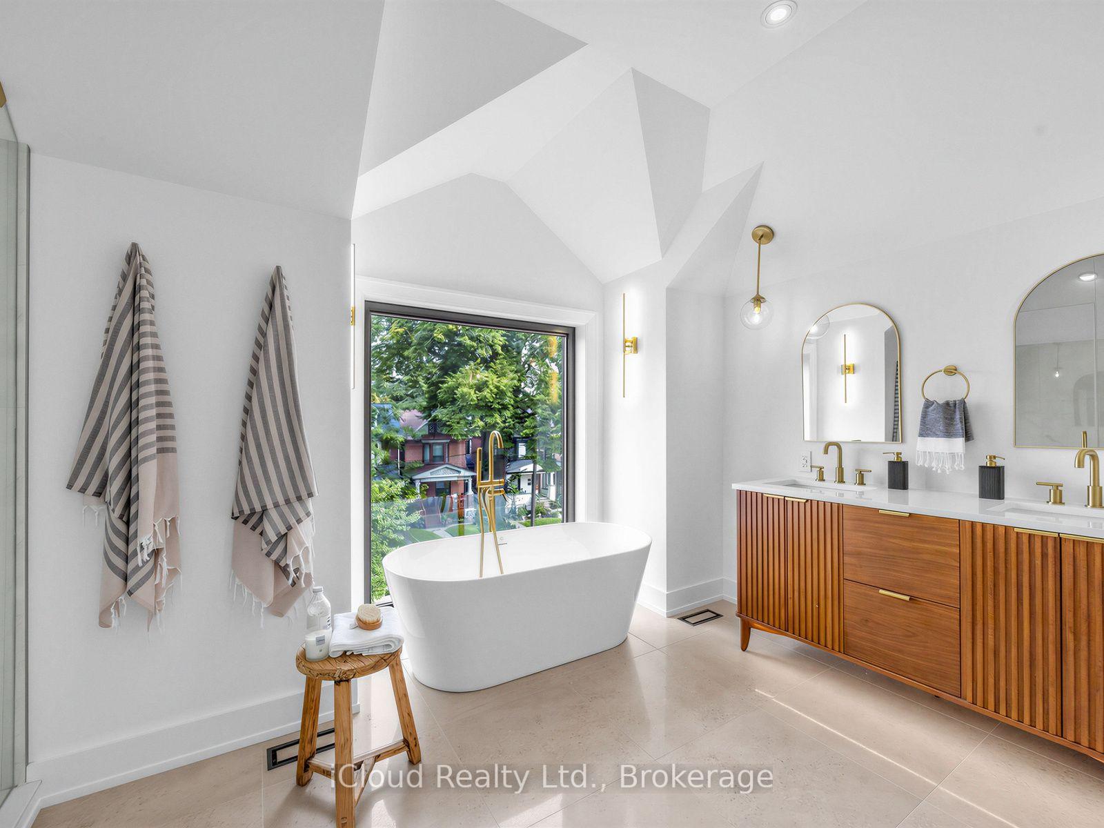 Photo 36 of 96 Woodycrest Avenue, Toronto, Danforth — HOMEH