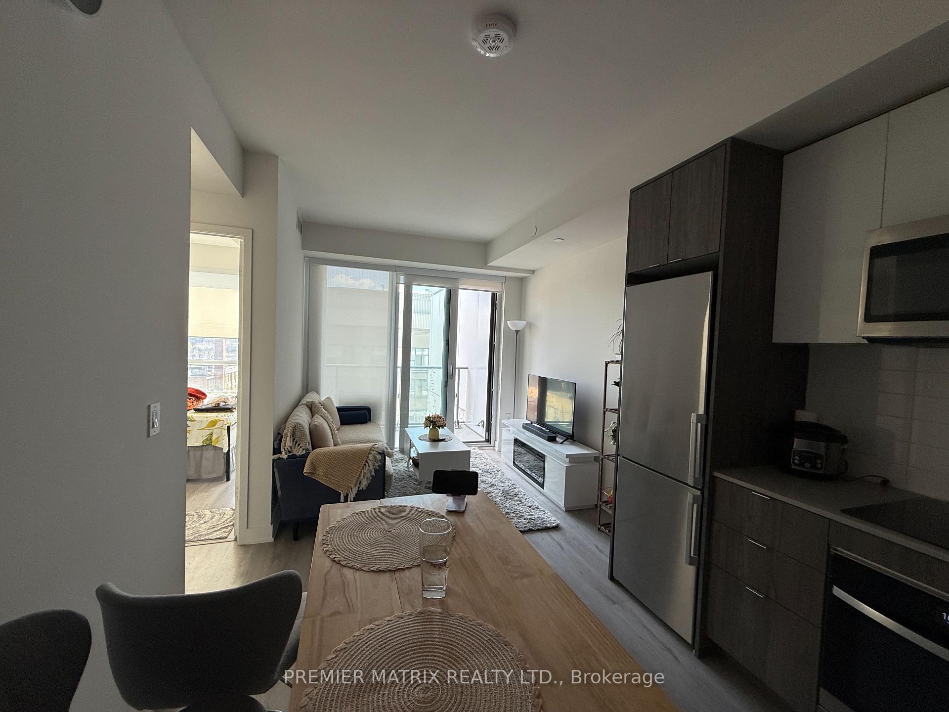 Photo 2 of Unit 809 E, 70 Princess Street E, Toronto, Waterfront Communities — HOMEH