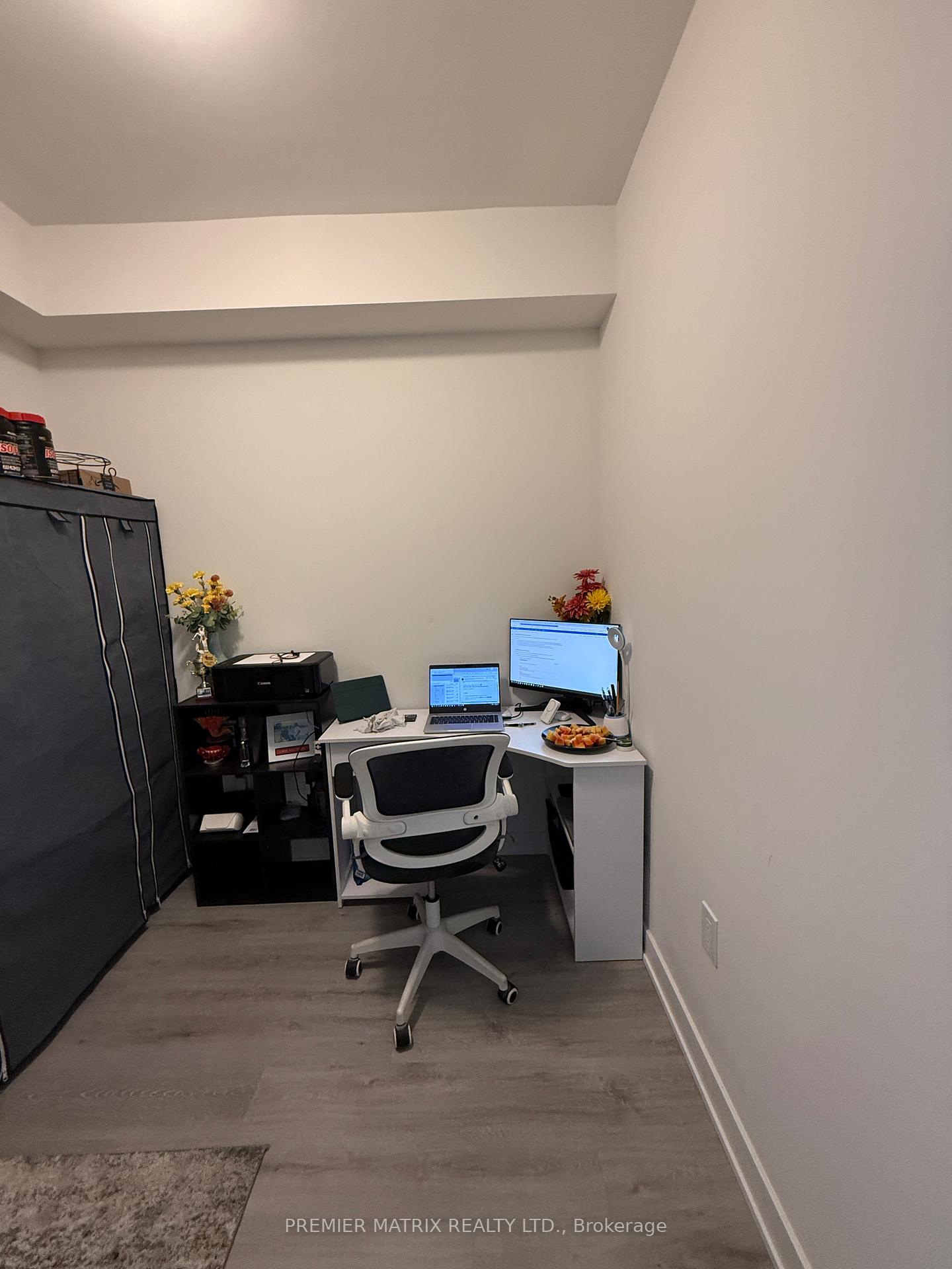 Photo 4 of Unit 809 E, 70 Princess Street E, Toronto, Waterfront Communities — HOMEH