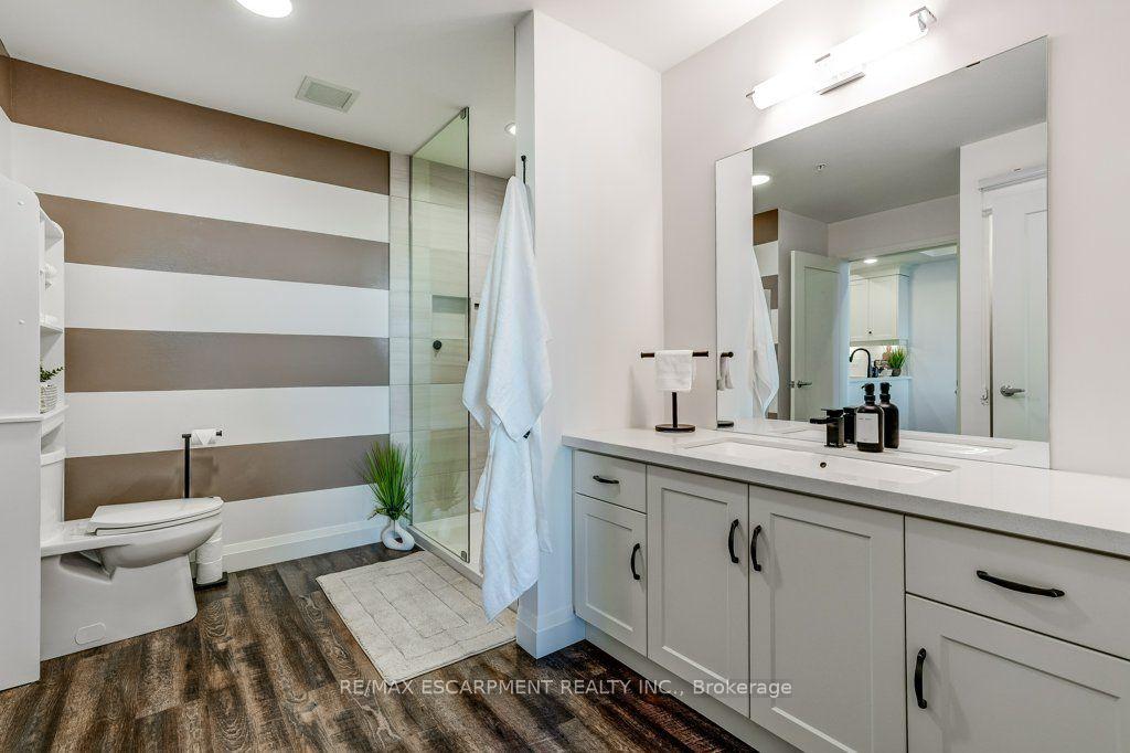 Photo 23 of Unit 711, 30 Hamilton Street S, Hamilton, Waterdown — HOMEH