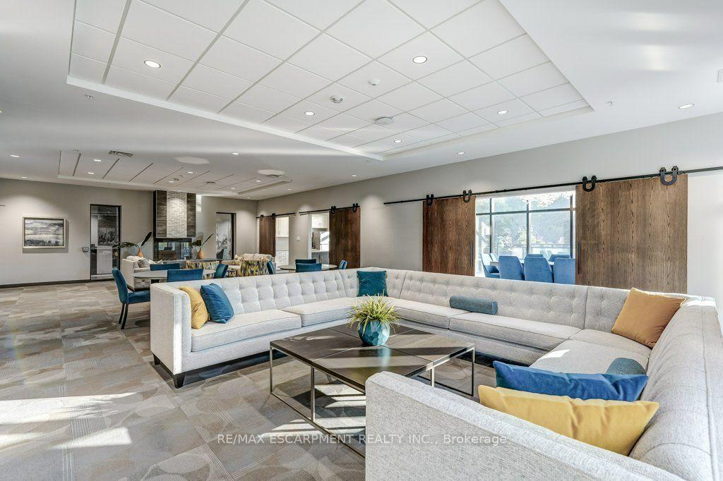 Photo 32 of Unit 711, 30 Hamilton Street S, Hamilton, Waterdown — HOMEH