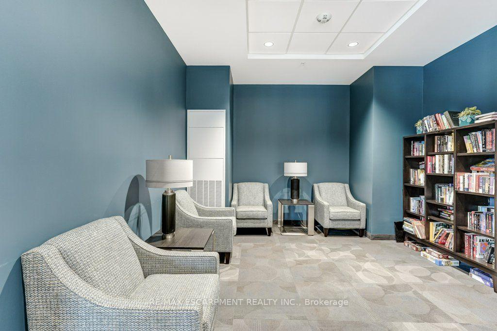 Photo 38 of Unit 711, 30 Hamilton Street S, Hamilton, Waterdown — HOMEH