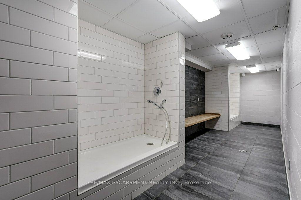 Photo 40 of Unit 711, 30 Hamilton Street S, Hamilton, Waterdown — HOMEH