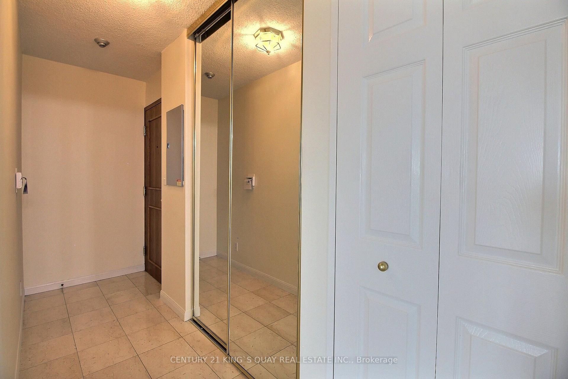 Photo 11 of Unit 1701, 8 Lee Centre Drive, Scarborough, Woburn — HOMEH