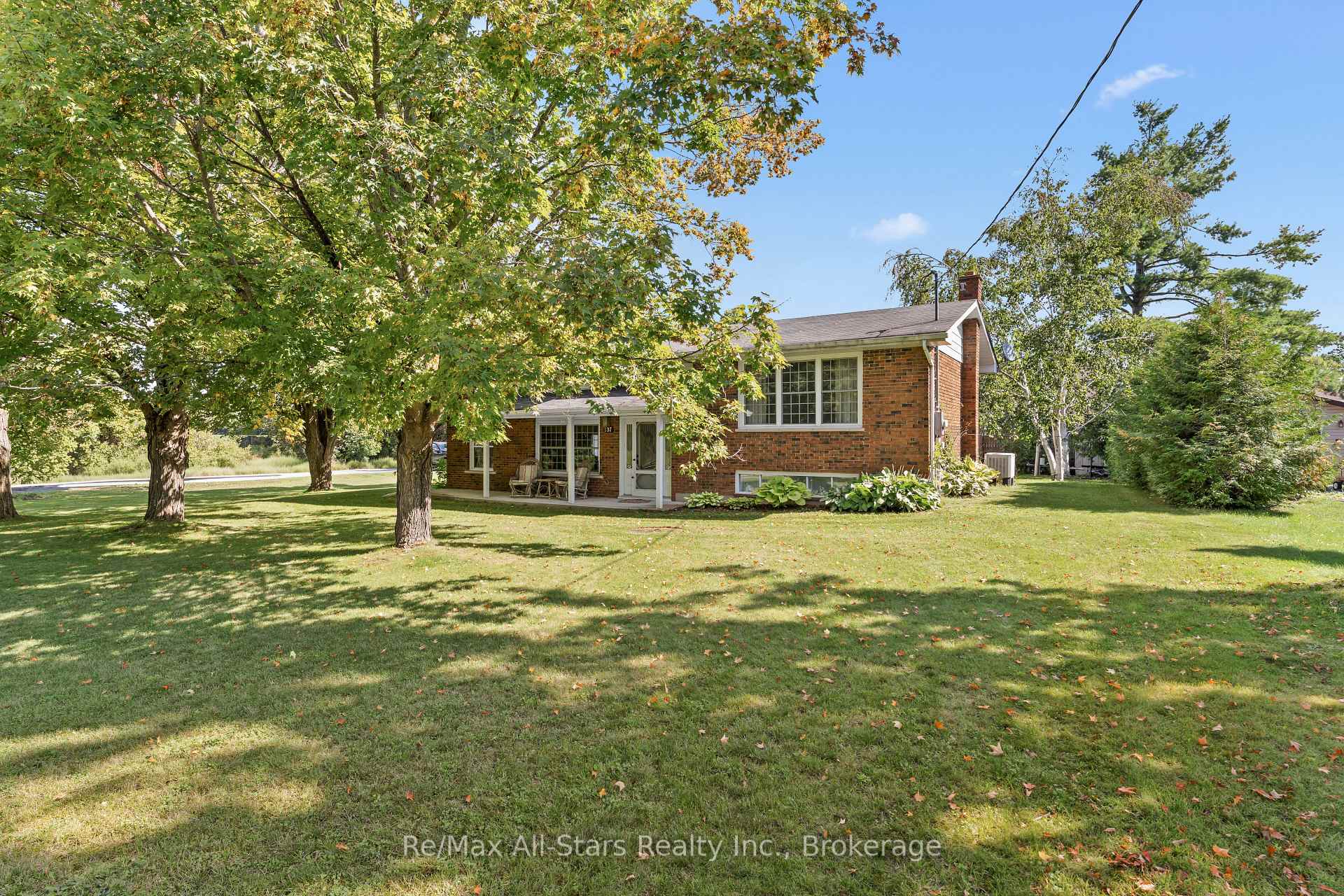 Photo 7 of 137 Reid Street, Kawartha Lakes, Bobcaygeon — HOMEH