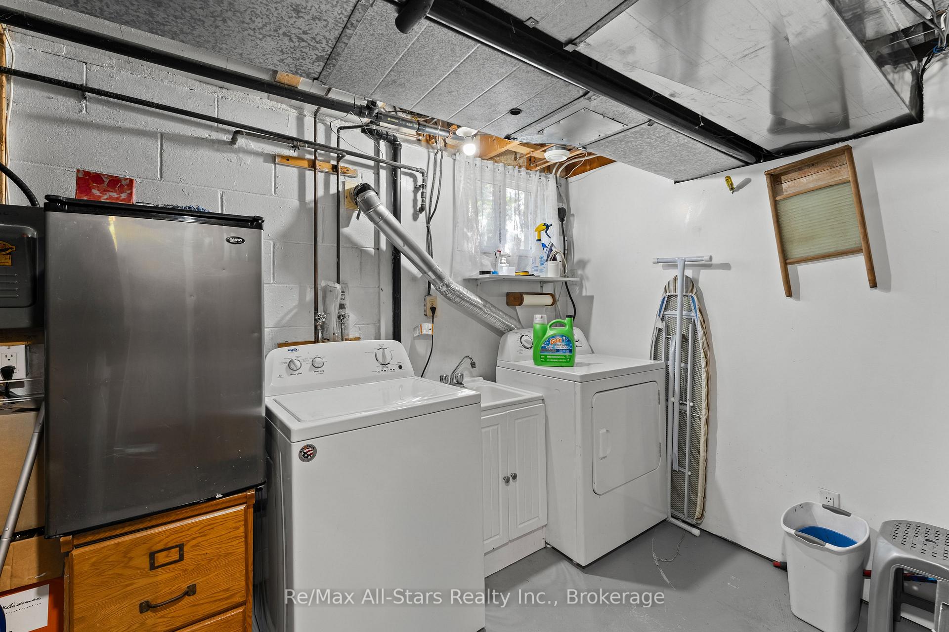 Photo 35 of 137 Reid Street, Kawartha Lakes, Bobcaygeon — HOMEH