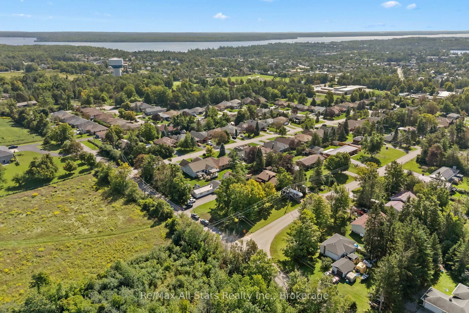 Photo 44 of 137 Reid Street, Kawartha Lakes, Bobcaygeon — HOMEH