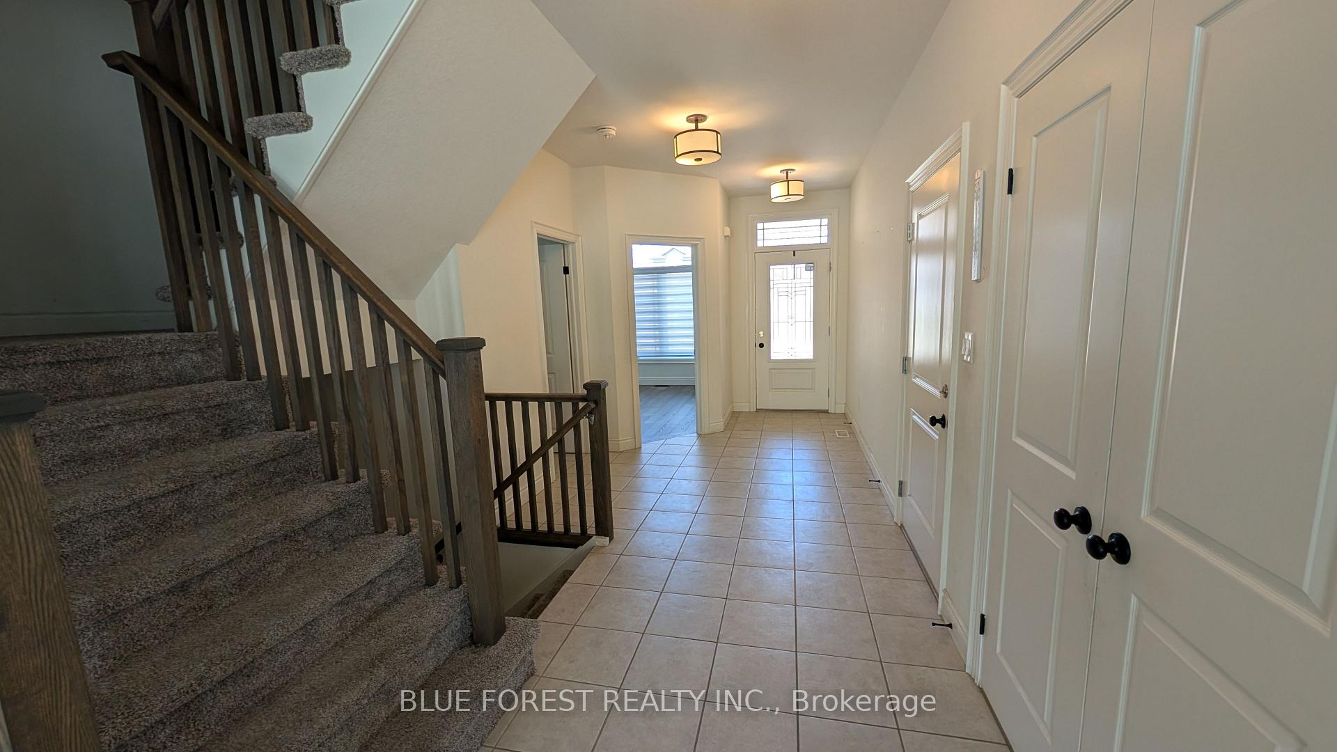 Photo 4 of 30 Thames Springs Crescent, Zorra, Thamesford — HOMEH