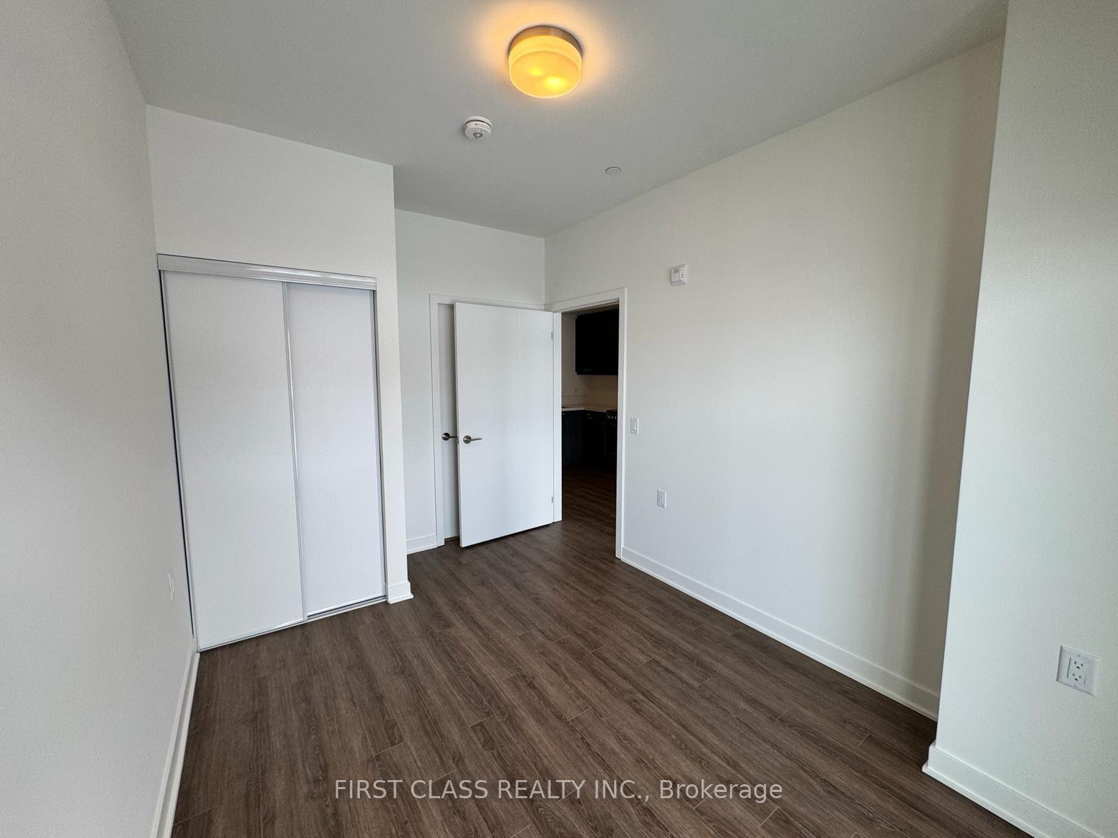 Photo 4 of 51 Clarington Boulevard, Clarington, Bowmanville — HOMEH