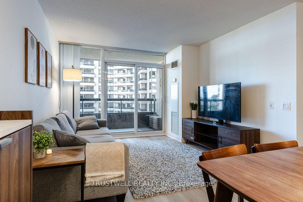 Photo 13 of Unit 708, 5 Northtown Way, North York, Willowdale East — HOMEH