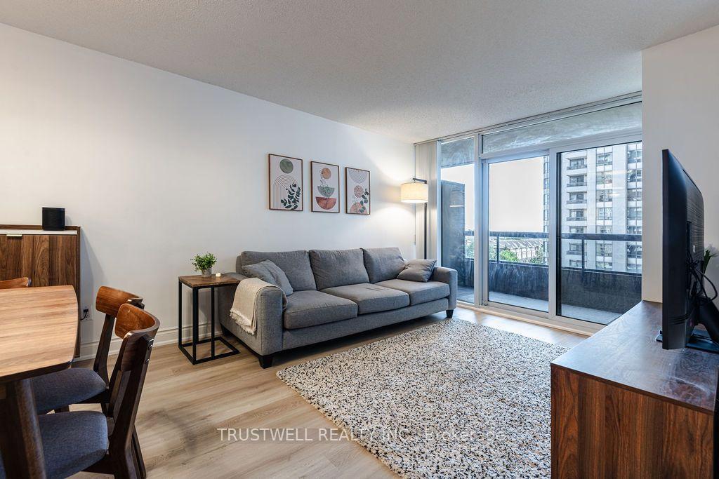 Photo 14 of Unit 708, 5 Northtown Way, North York, Willowdale East — HOMEH