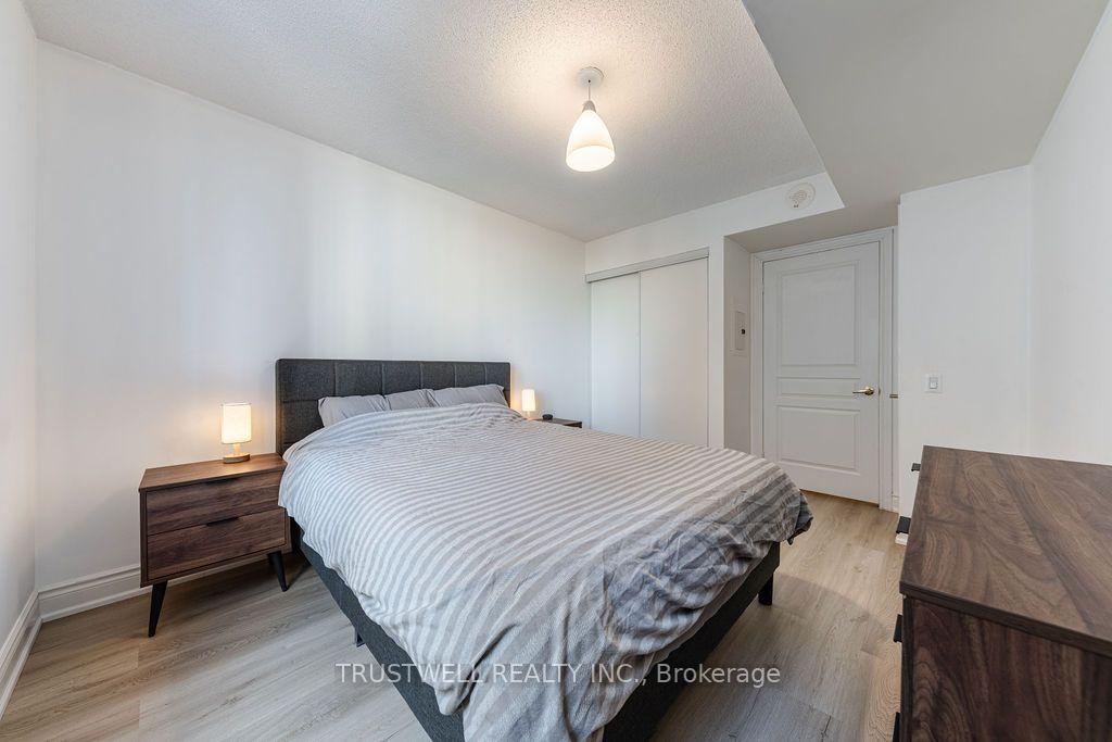 Photo 17 of Unit 708, 5 Northtown Way, North York, Willowdale East — HOMEH