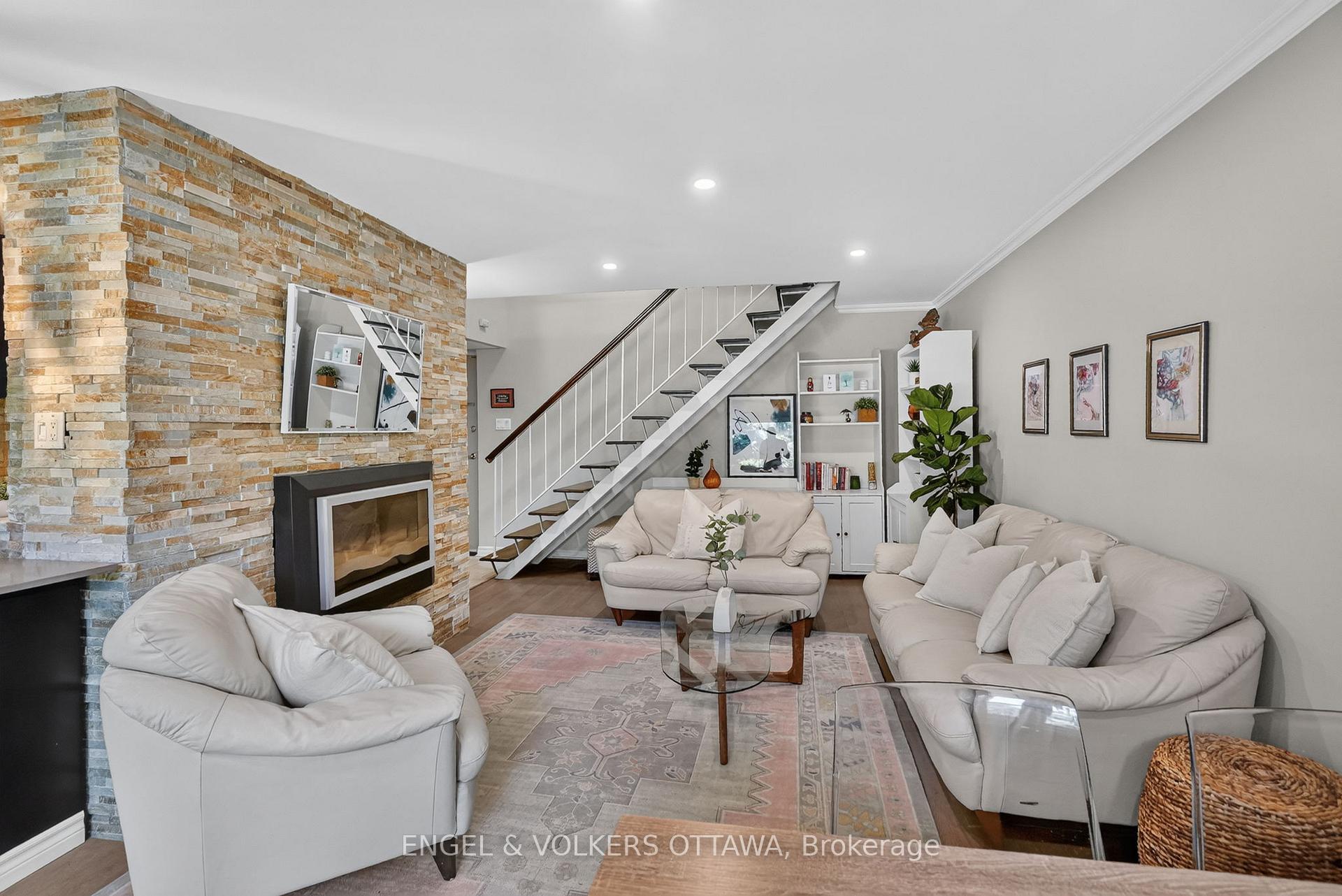Photo 5 of Unit 119, 12 Corkstown Road, Ottawa, Lakeview Park — HOMEH