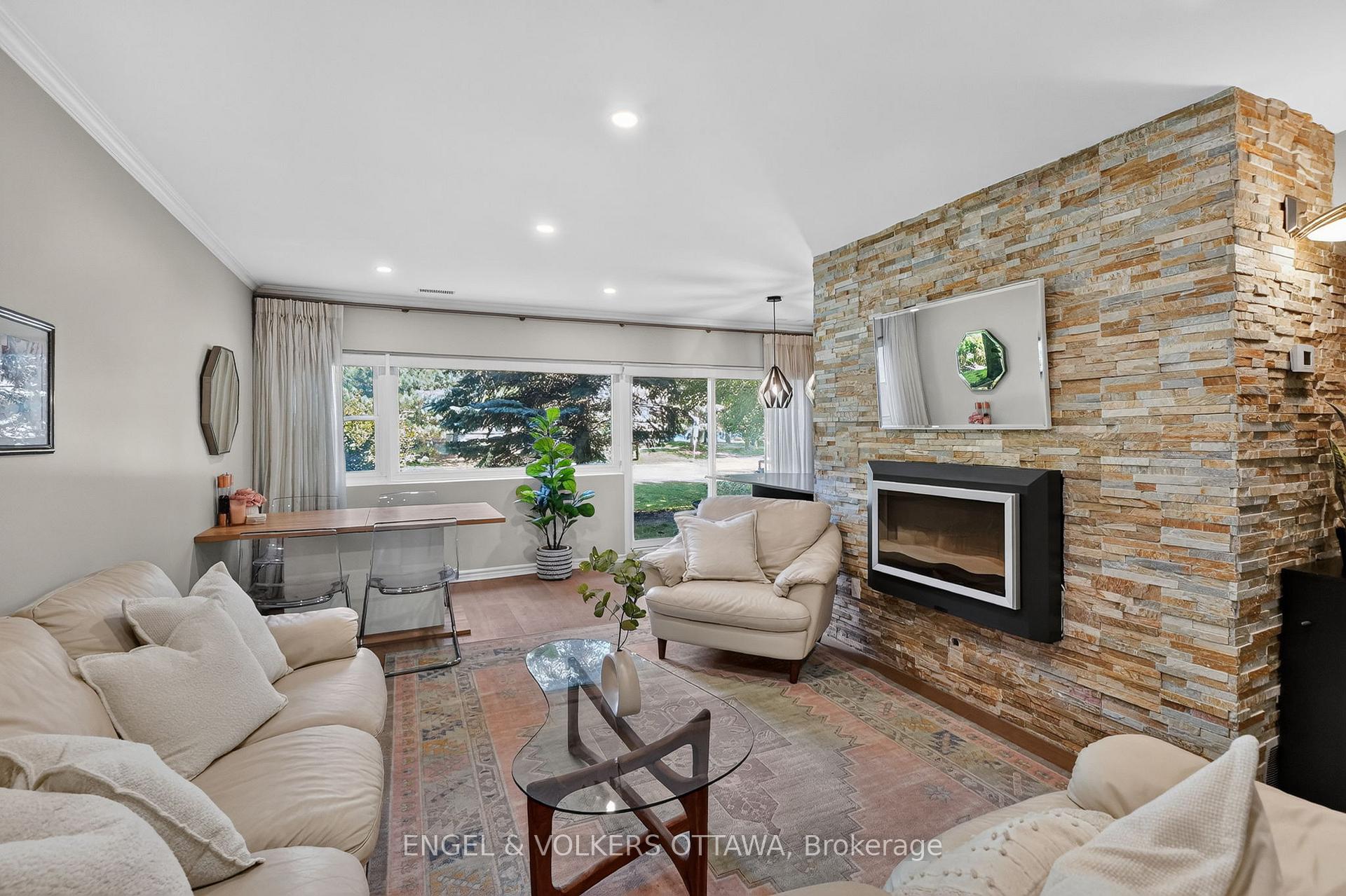Photo 6 of Unit 119, 12 Corkstown Road, Ottawa, Lakeview Park — HOMEH