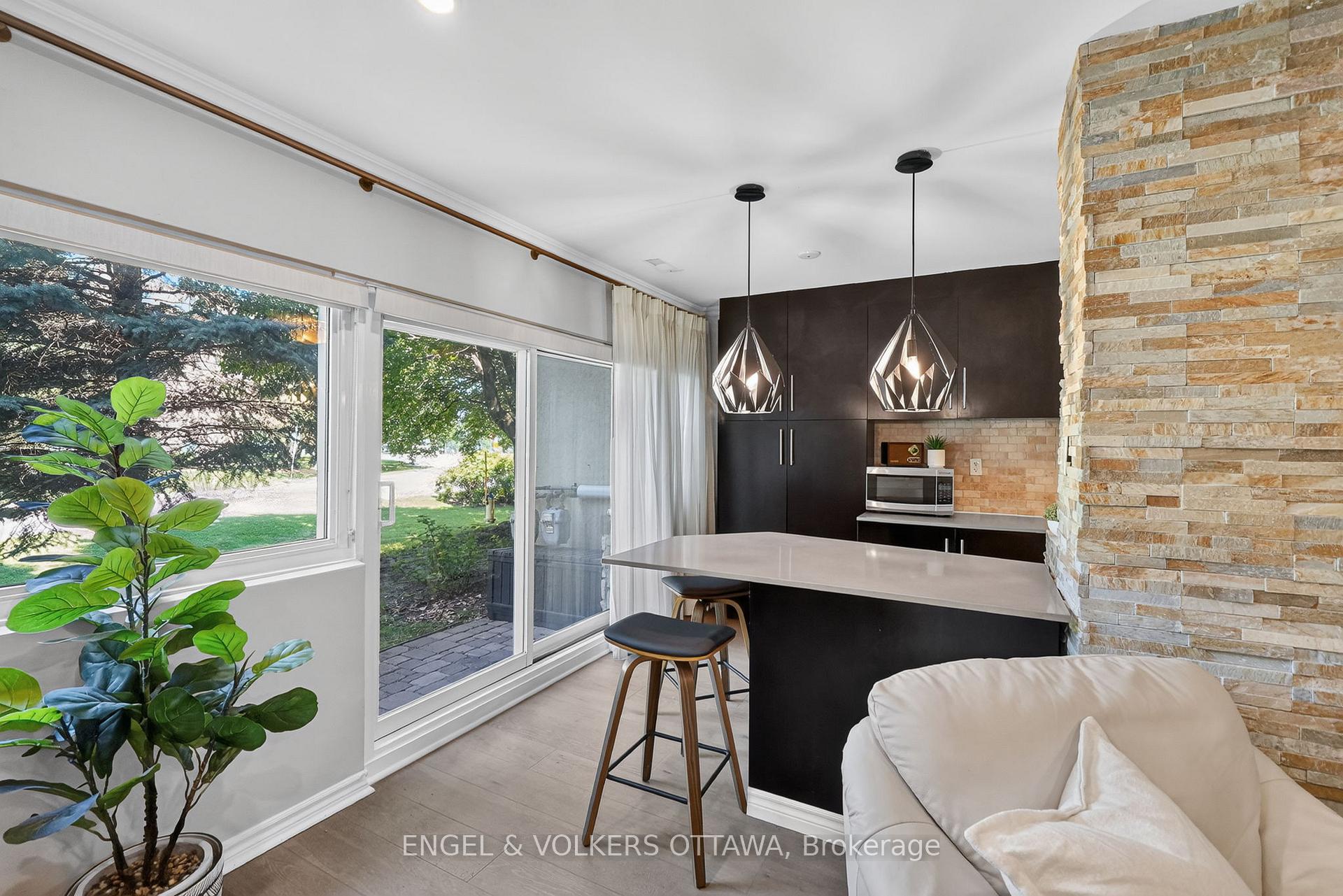 Photo 10 of Unit 119, 12 Corkstown Road, Ottawa, Lakeview Park — HOMEH