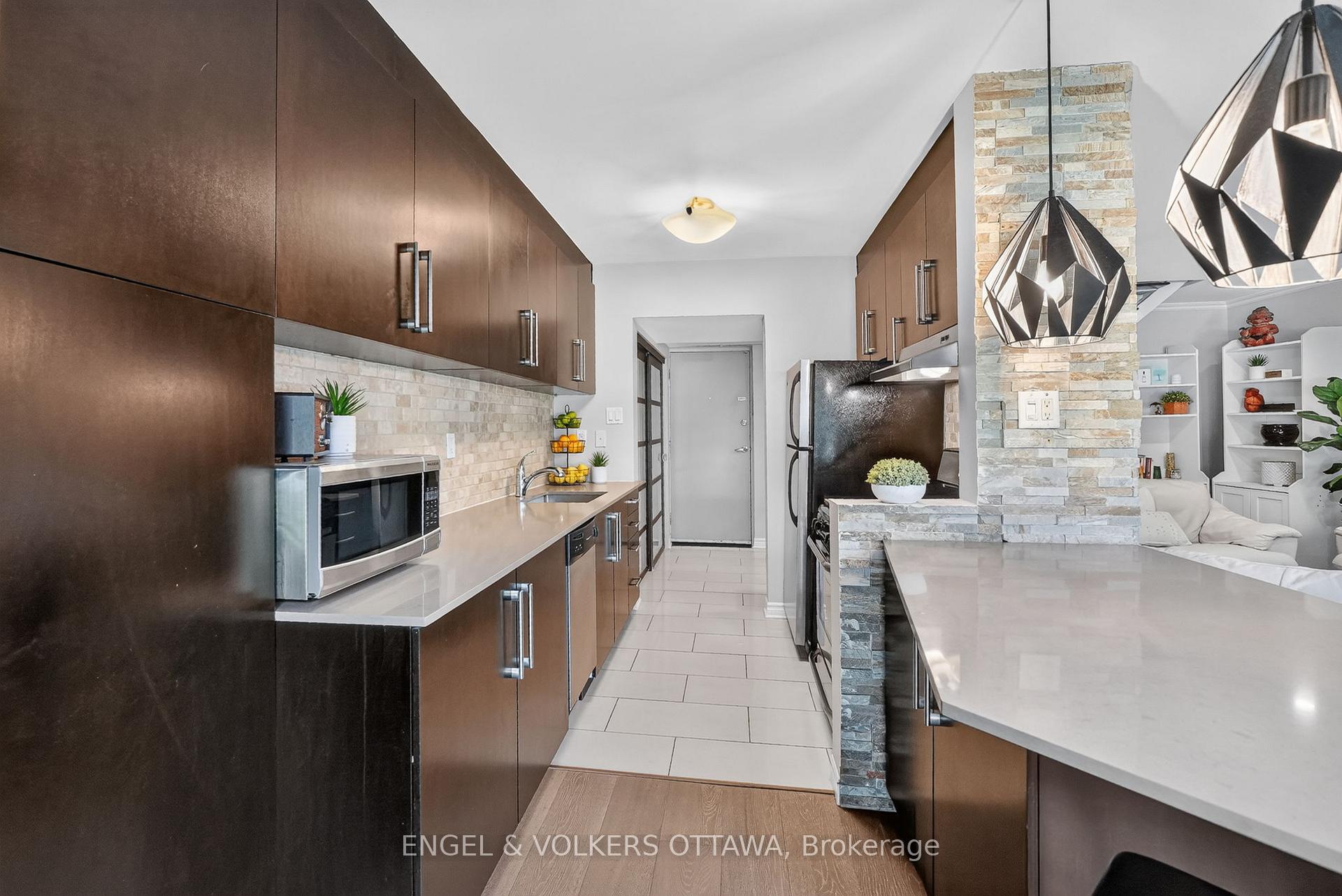 Photo 12 of Unit 119, 12 Corkstown Road, Ottawa, Lakeview Park — HOMEH
