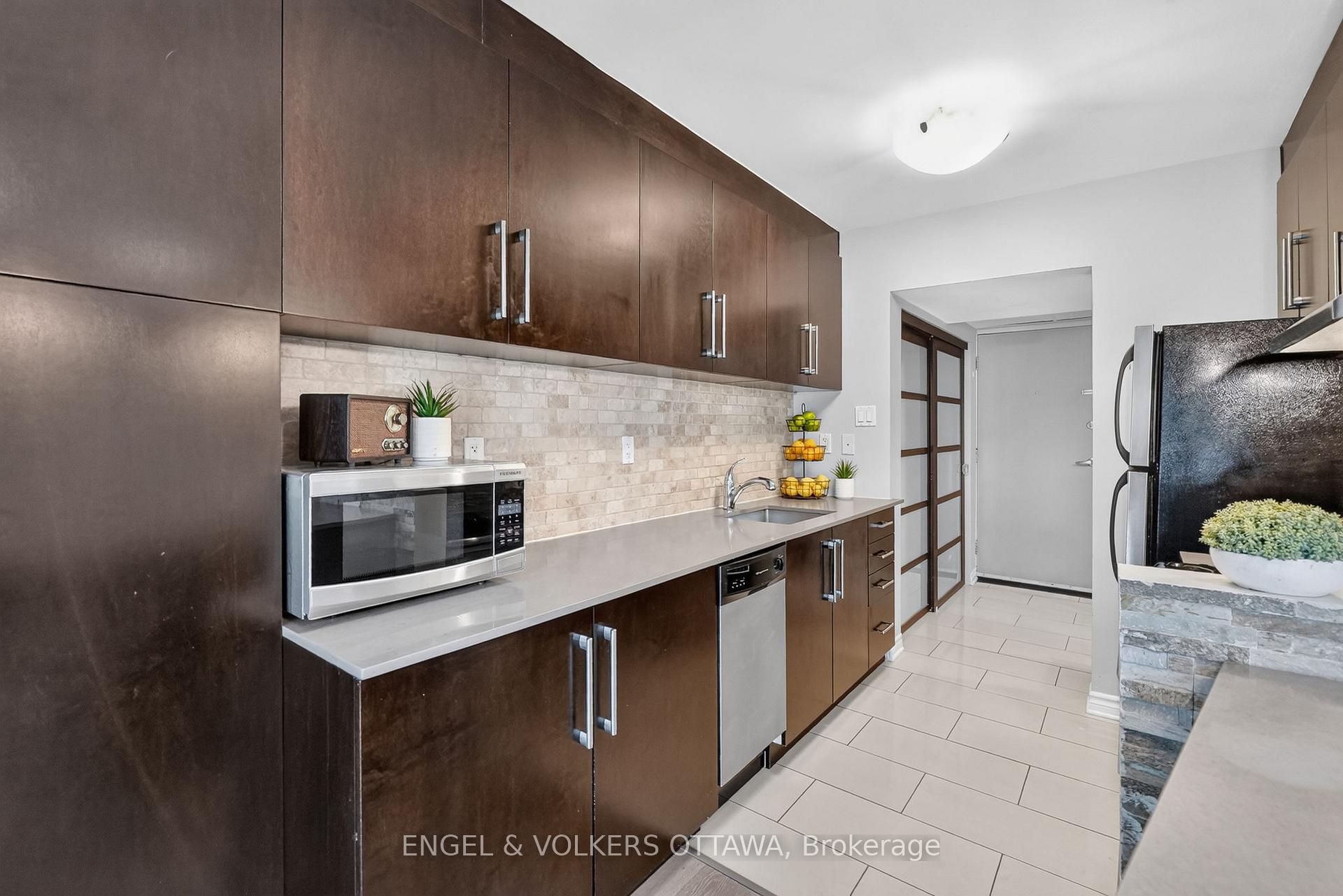 Photo 13 of Unit 119, 12 Corkstown Road, Ottawa, Lakeview Park — HOMEH