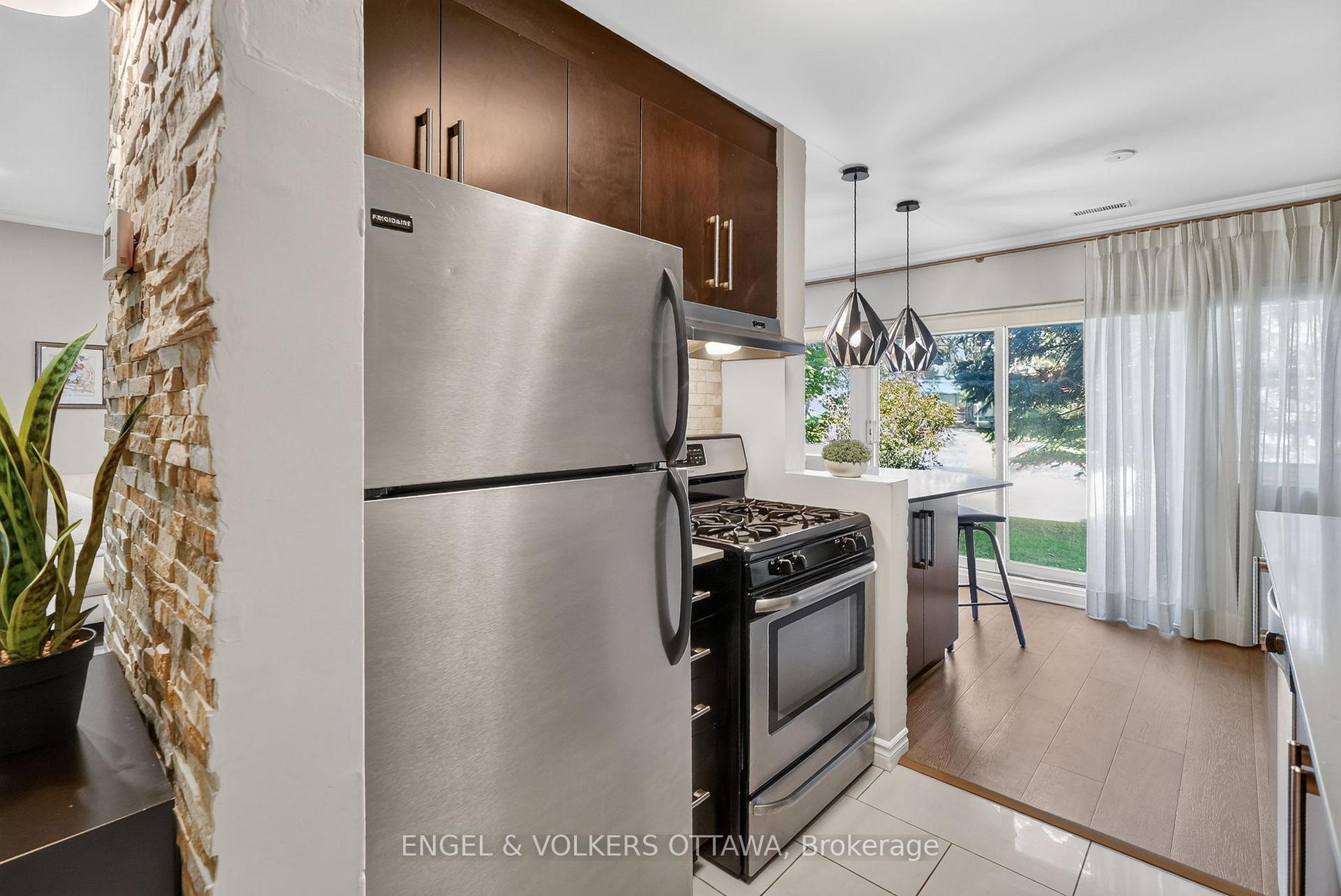 Photo 16 of Unit 119, 12 Corkstown Road, Ottawa, Lakeview Park — HOMEH