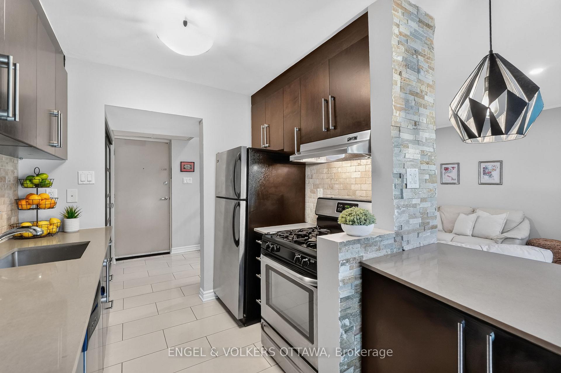 Photo 17 of Unit 119, 12 Corkstown Road, Ottawa, Lakeview Park — HOMEH