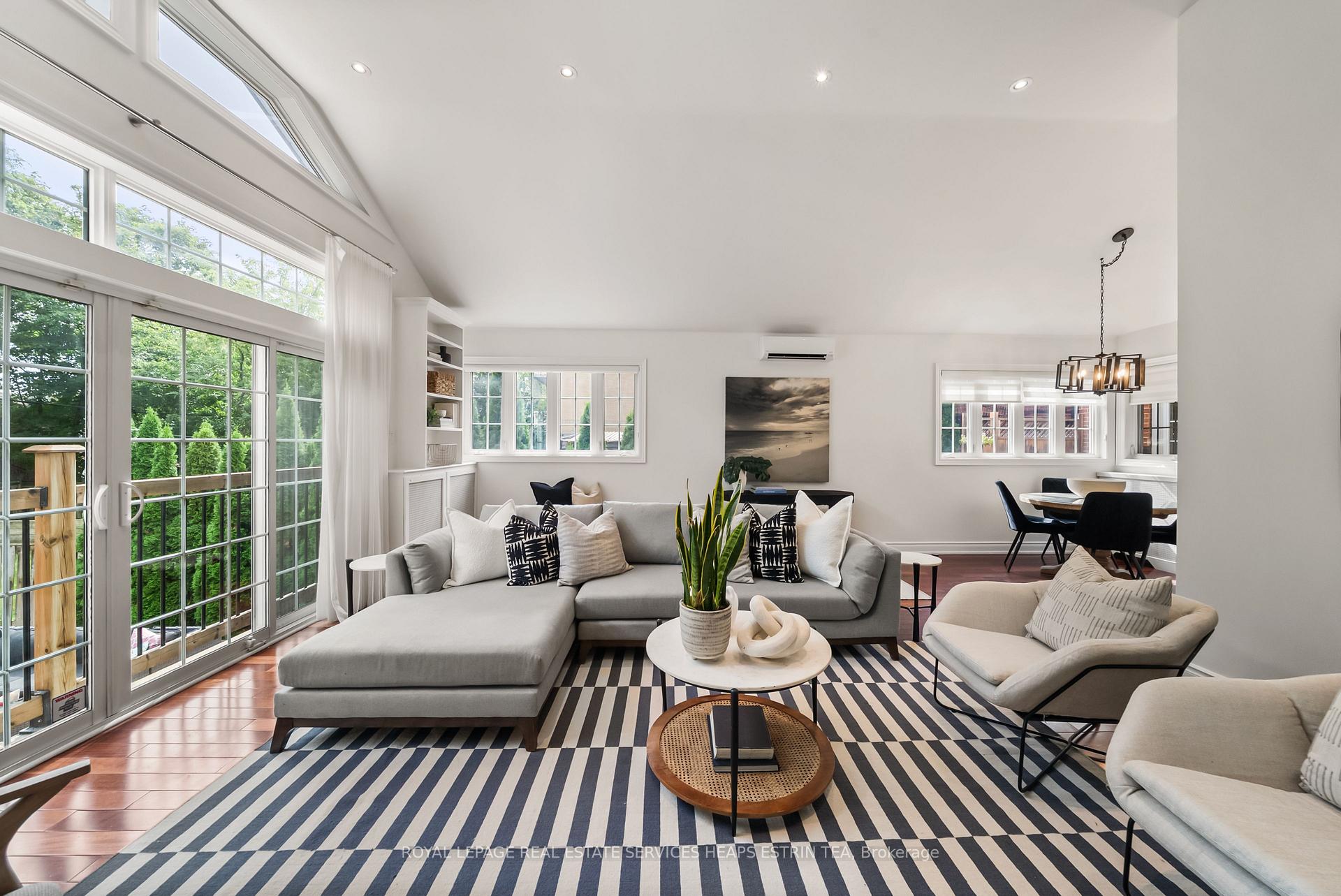 Photo 17 of 15 Mcrae Drive, Toronto, Leaside — HOMEH