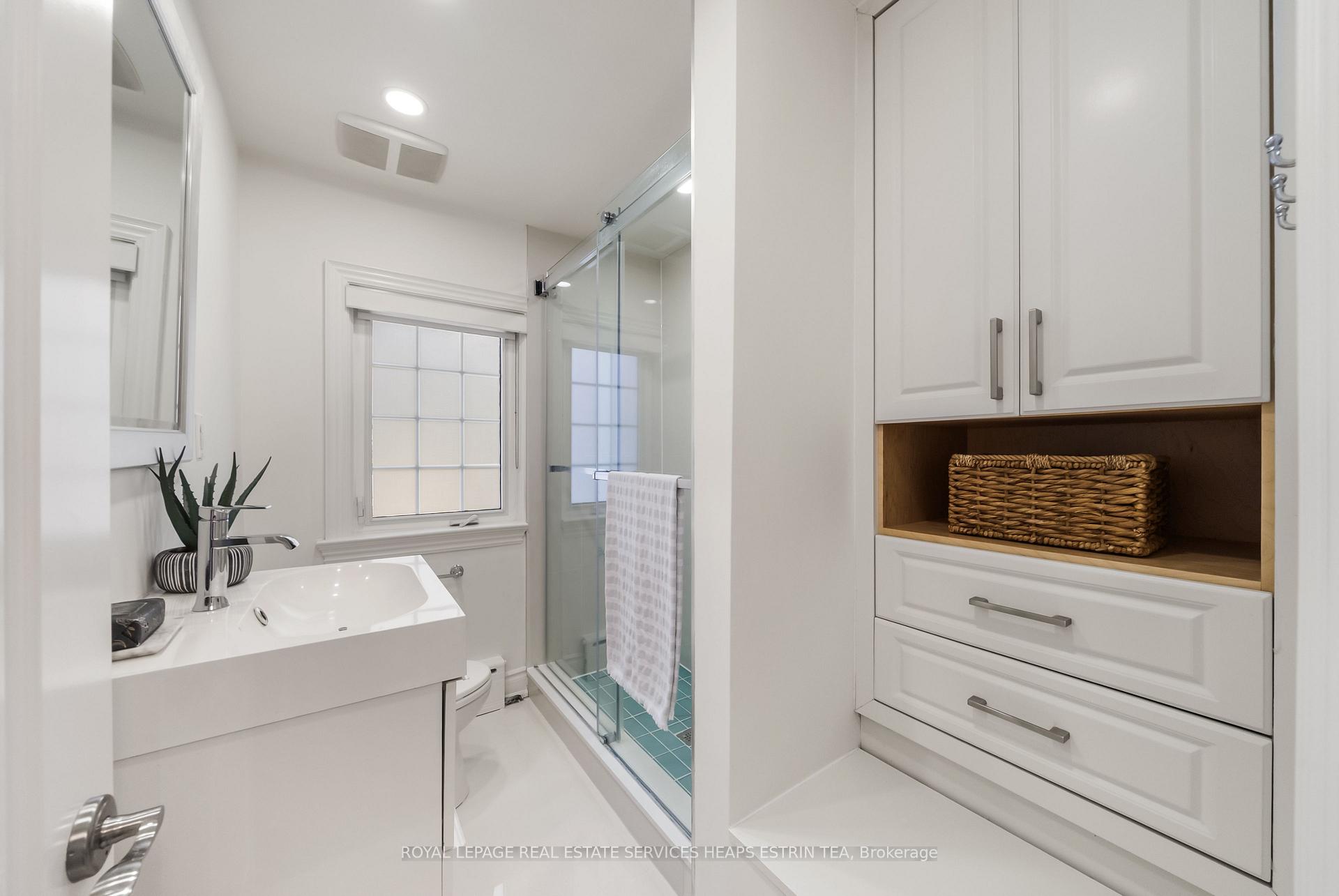 Photo 27 of 15 Mcrae Drive, Toronto, Leaside — HOMEH