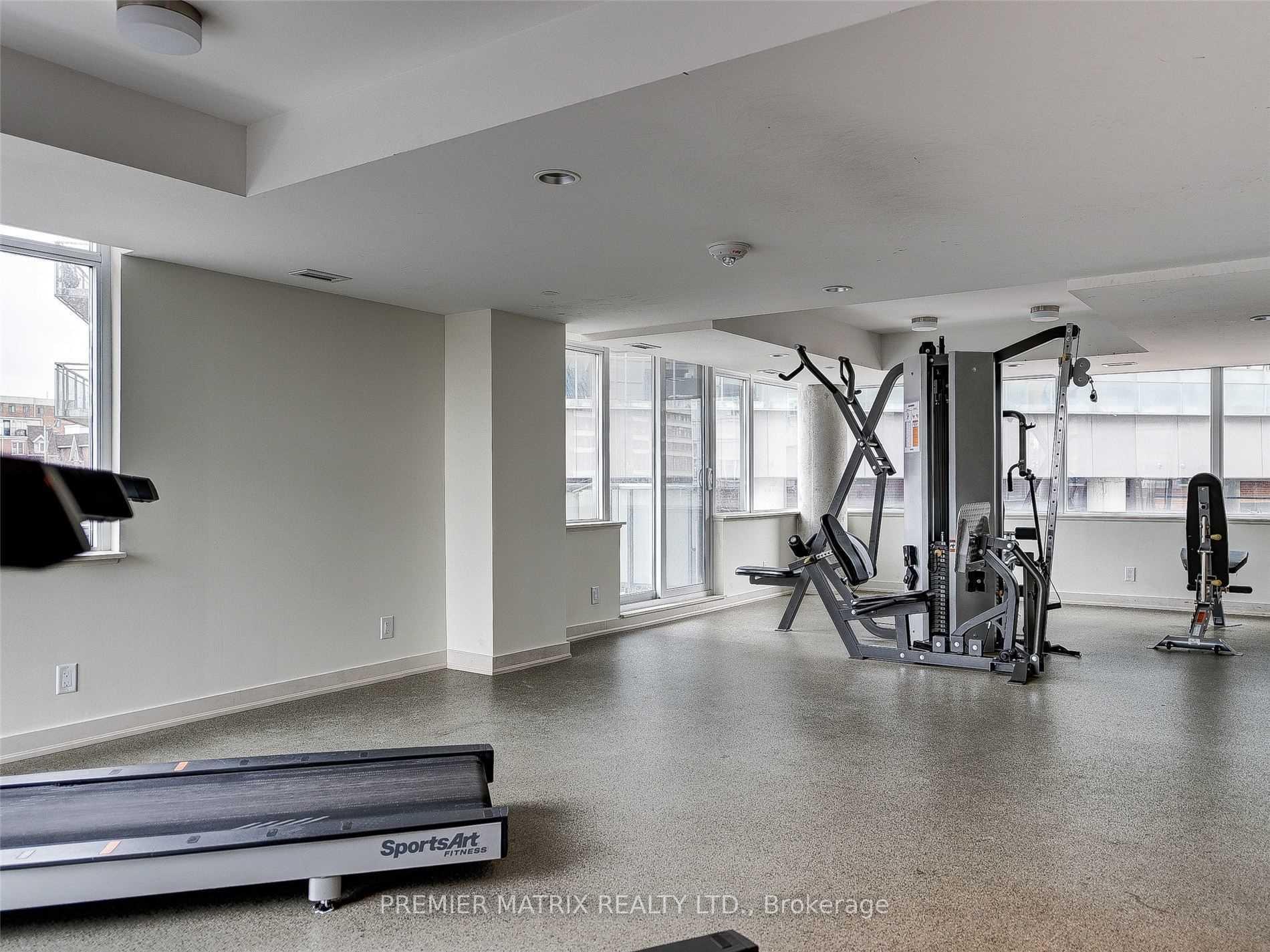 Photo 12 of Unit 803, 20 Joe Shuster Way, Toronto, Niagara — HOMEH