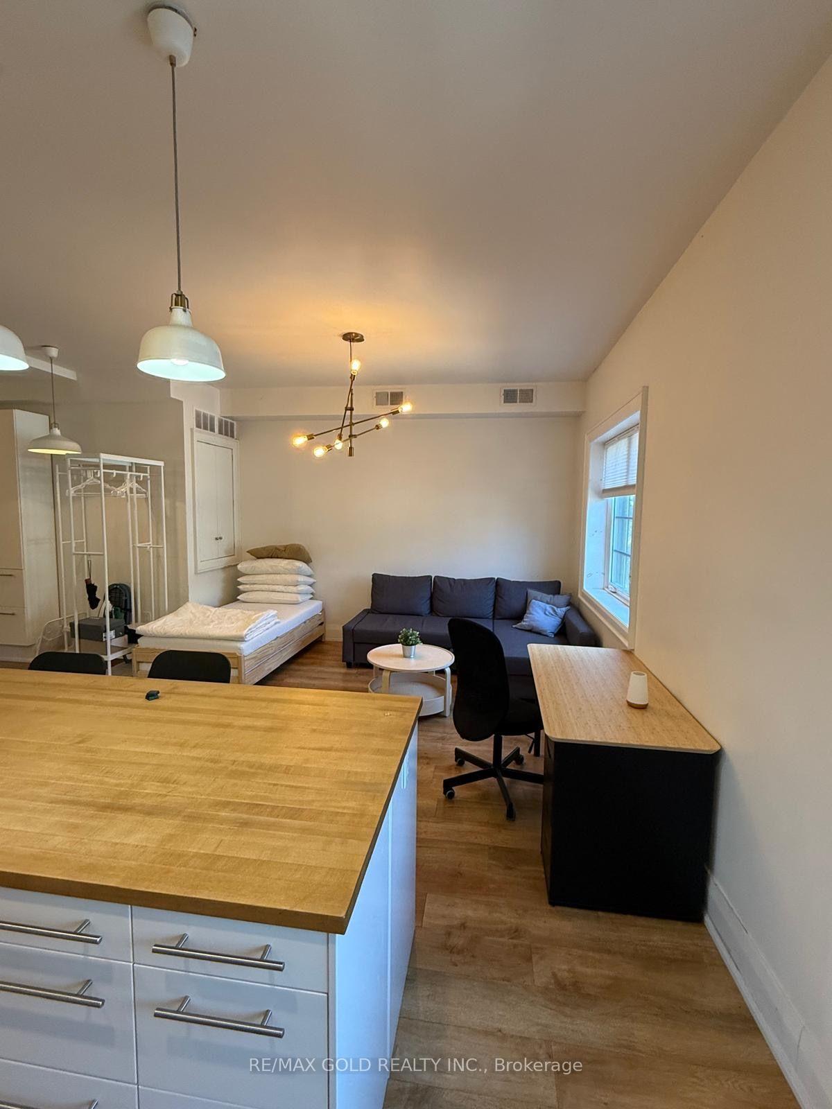 Photo 5 of Unit Studio, 2215 Danforth Avenue, Toronto, East End-Danforth — HOMEH