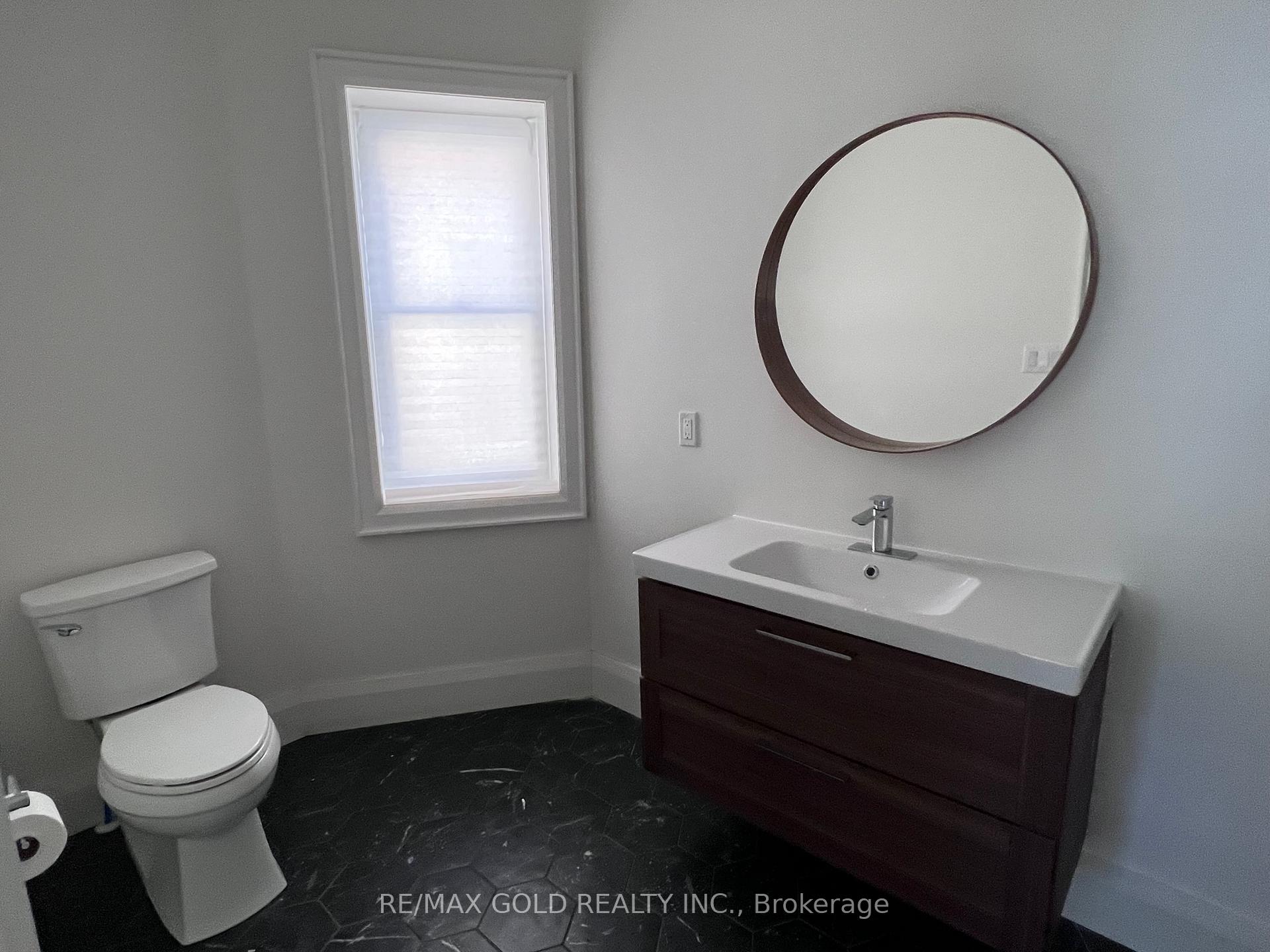 Photo 8 of Unit Studio, 2215 Danforth Avenue, Toronto, East End-Danforth — HOMEH