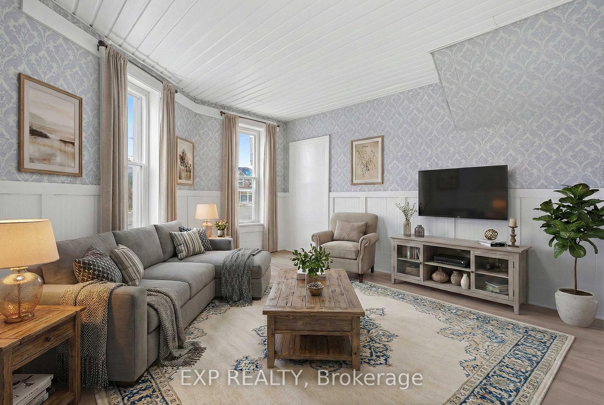 Photo 2 of 119 Beckwith Street N, Smiths Falls, Smiths Falls — HOMEH