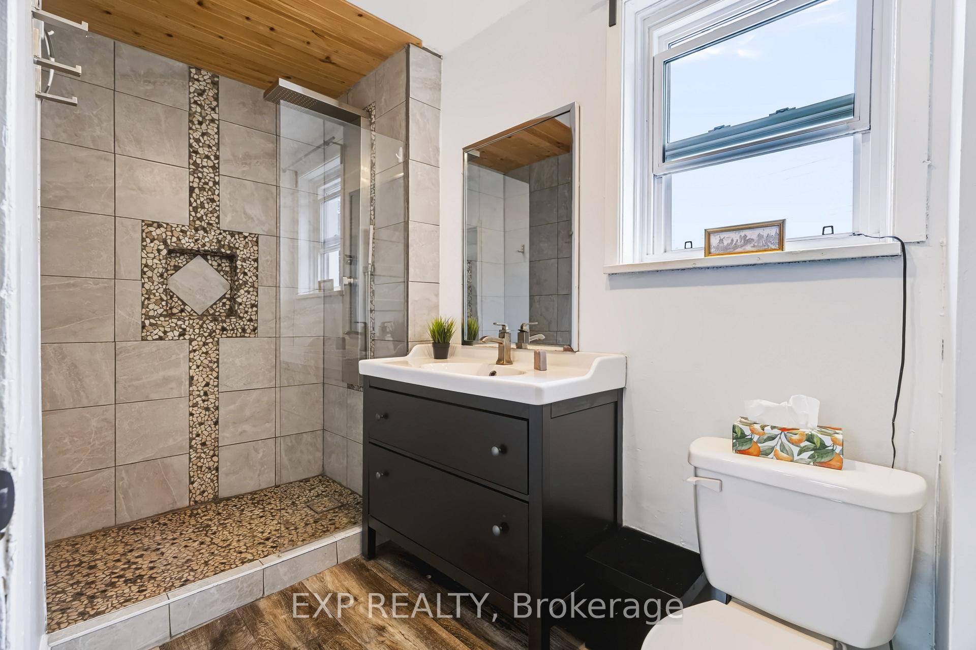 Photo 16 of 119 Beckwith Street N, Smiths Falls, Smiths Falls — HOMEH
