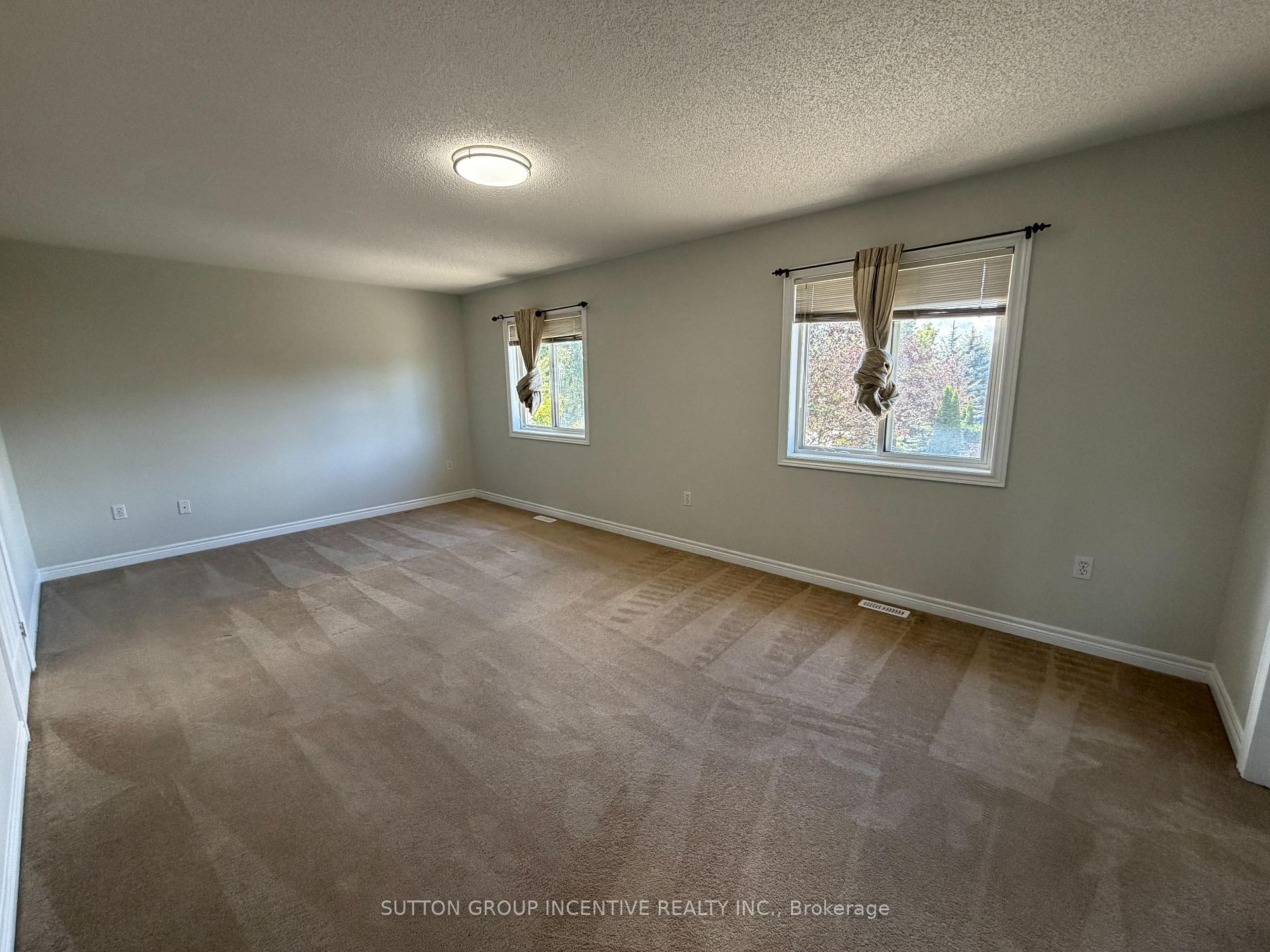 Photo 15 of 1 Buman Court, Barrie, South Shore — HOMEH