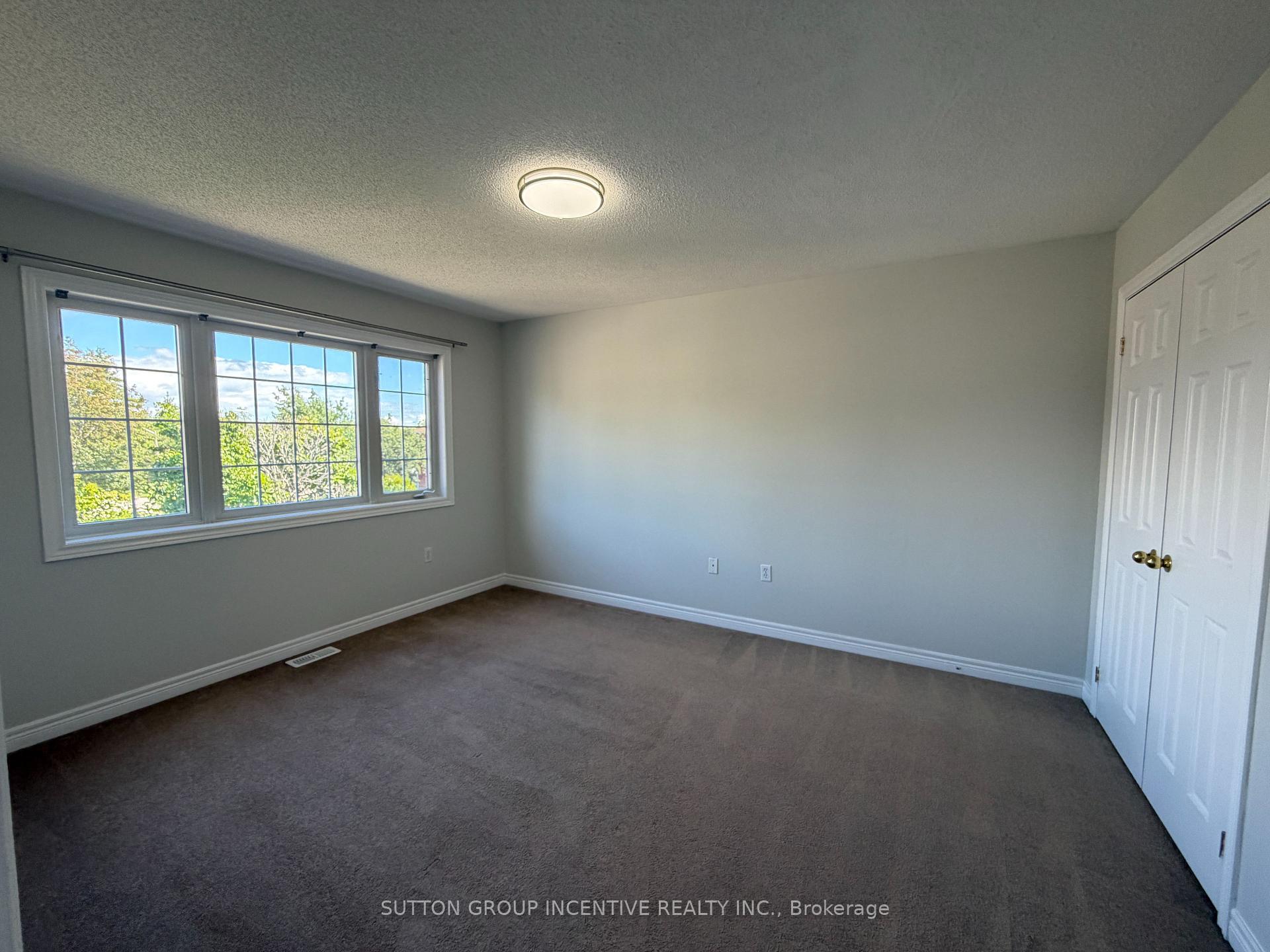 Photo 20 of 1 Buman Court, Barrie, South Shore — HOMEH