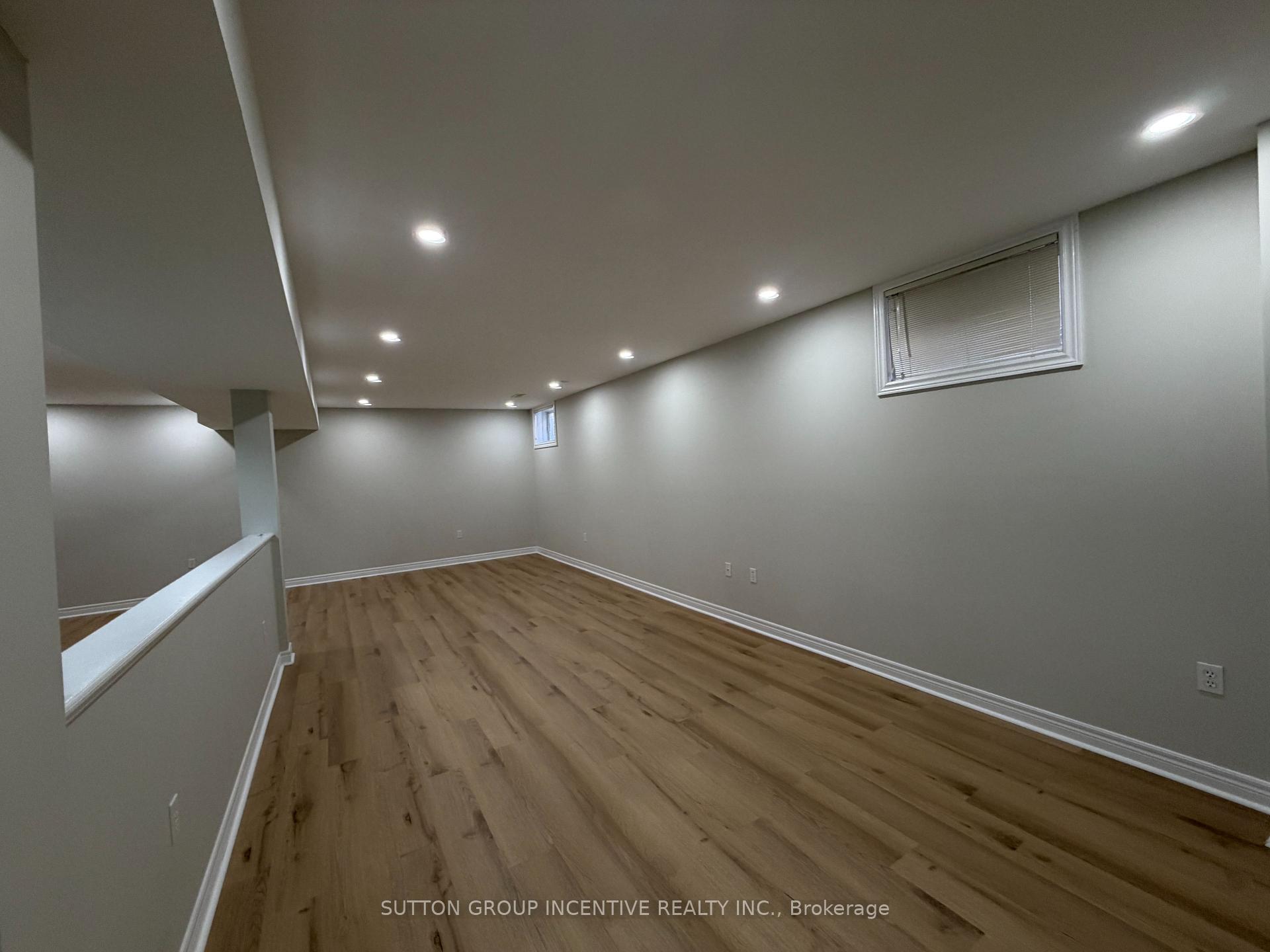 Photo 25 of 1 Buman Court, Barrie, South Shore — HOMEH
