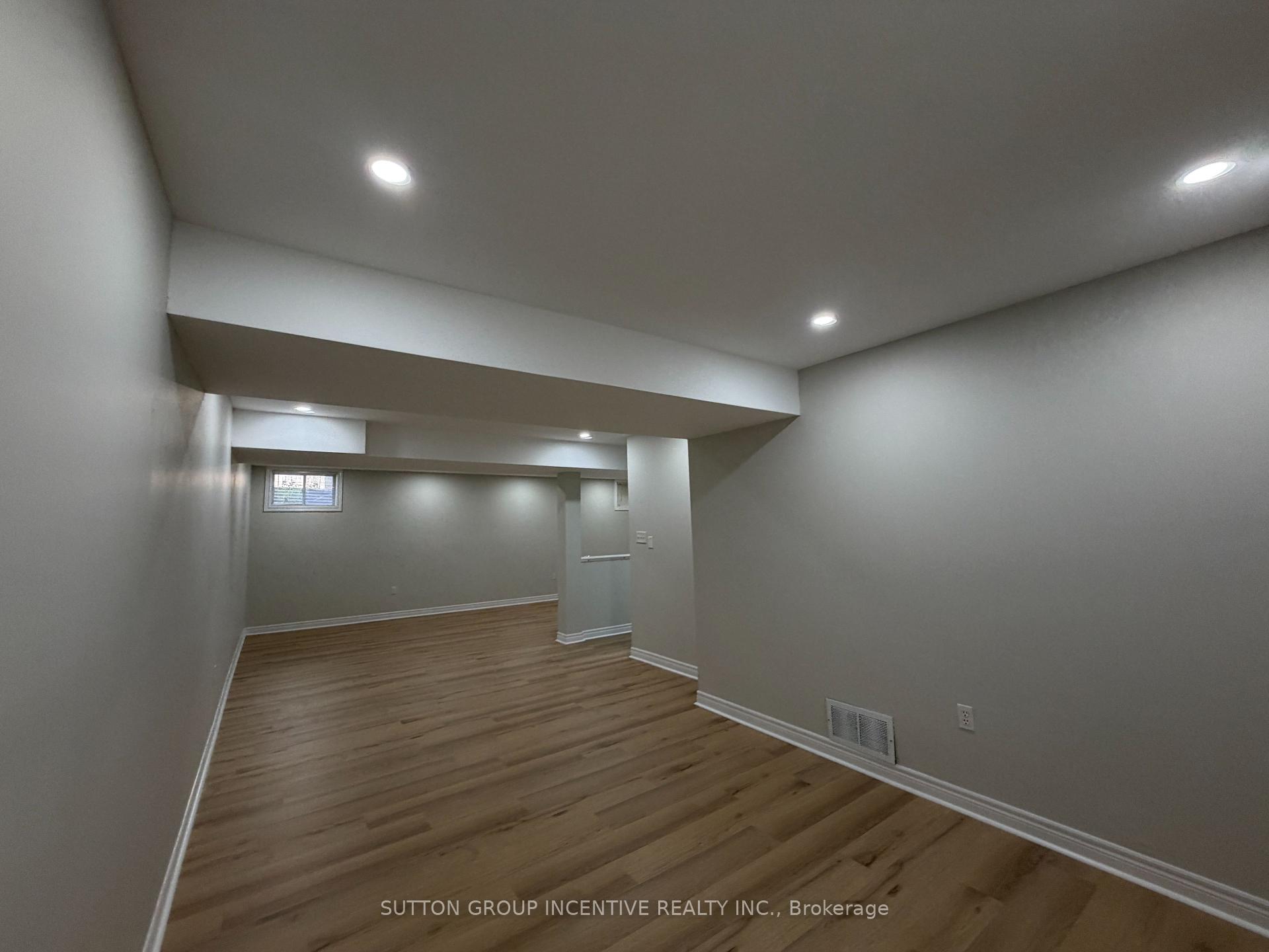 Photo 26 of 1 Buman Court, Barrie, South Shore — HOMEH