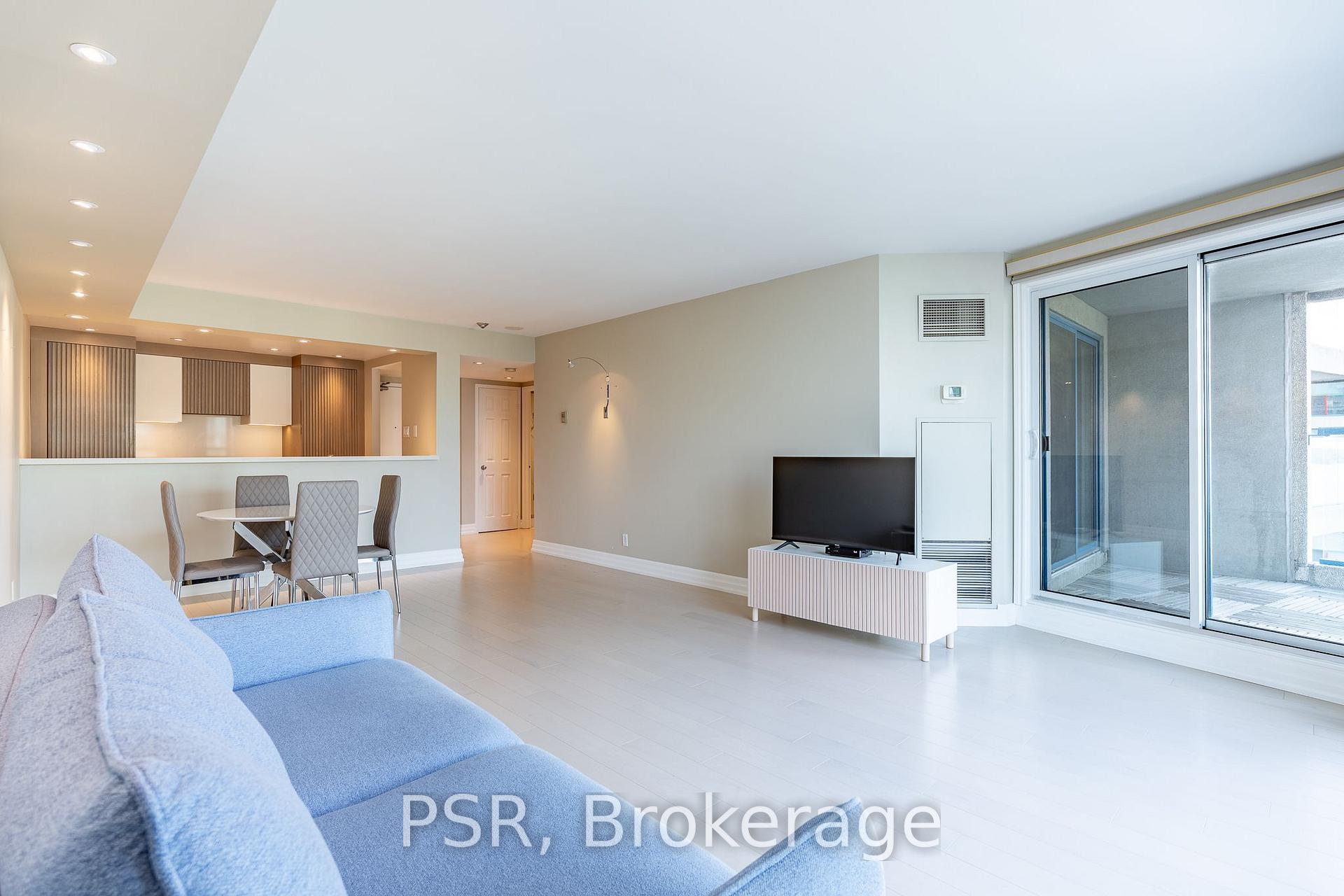Photo 12 of Unit 1209, 77 Harbour Square, Toronto, Waterfront Communities — HOMEH