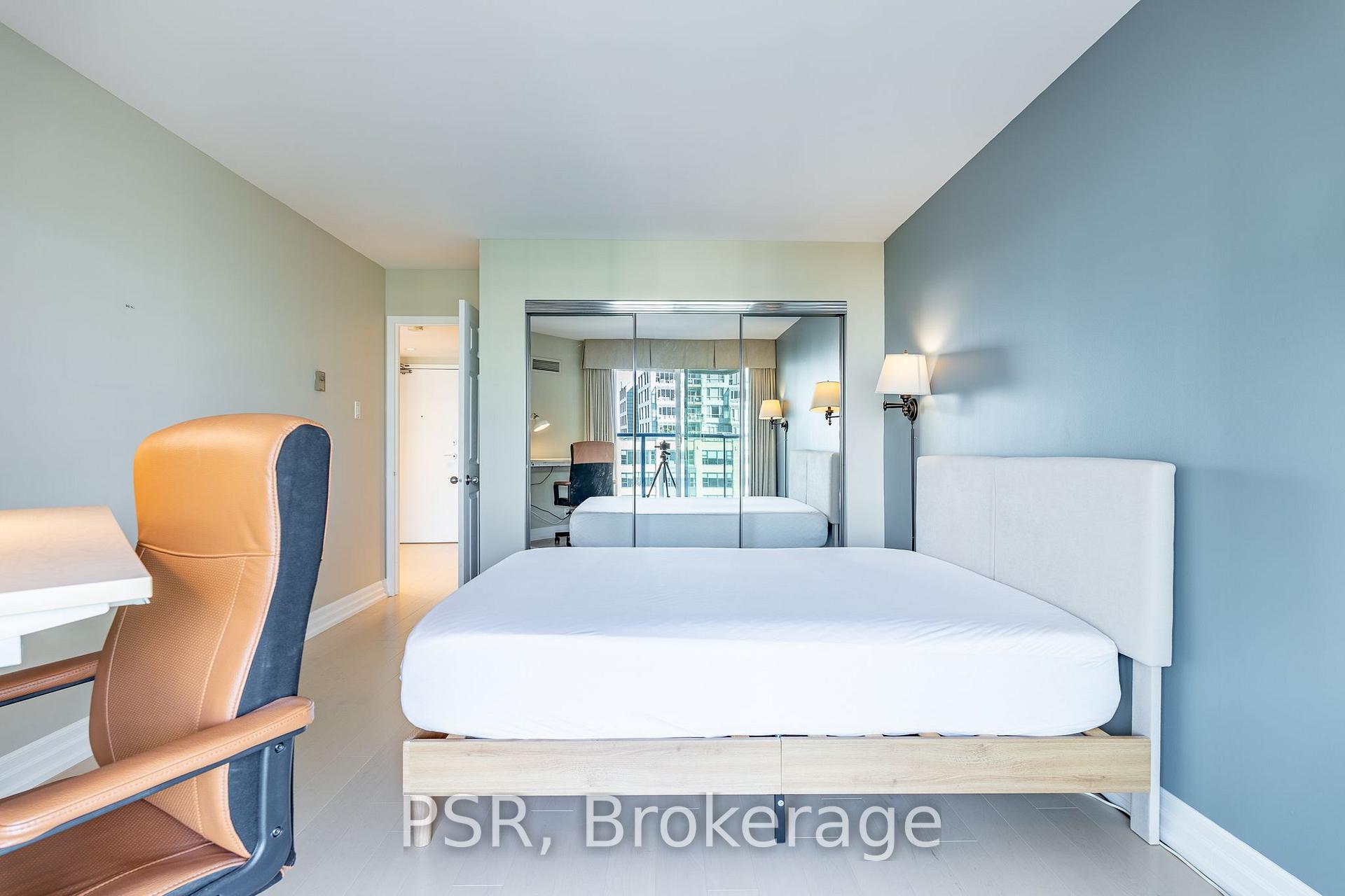 Photo 20 of Unit 1209, 77 Harbour Square, Toronto, Waterfront Communities — HOMEH
